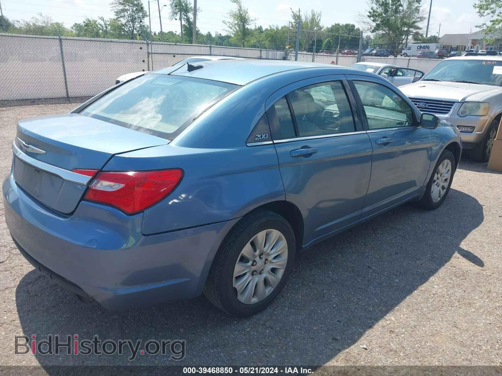 2011 CHRYSLER 200 - VIN: 1C3BC4FB8BN533319 - Фото 4