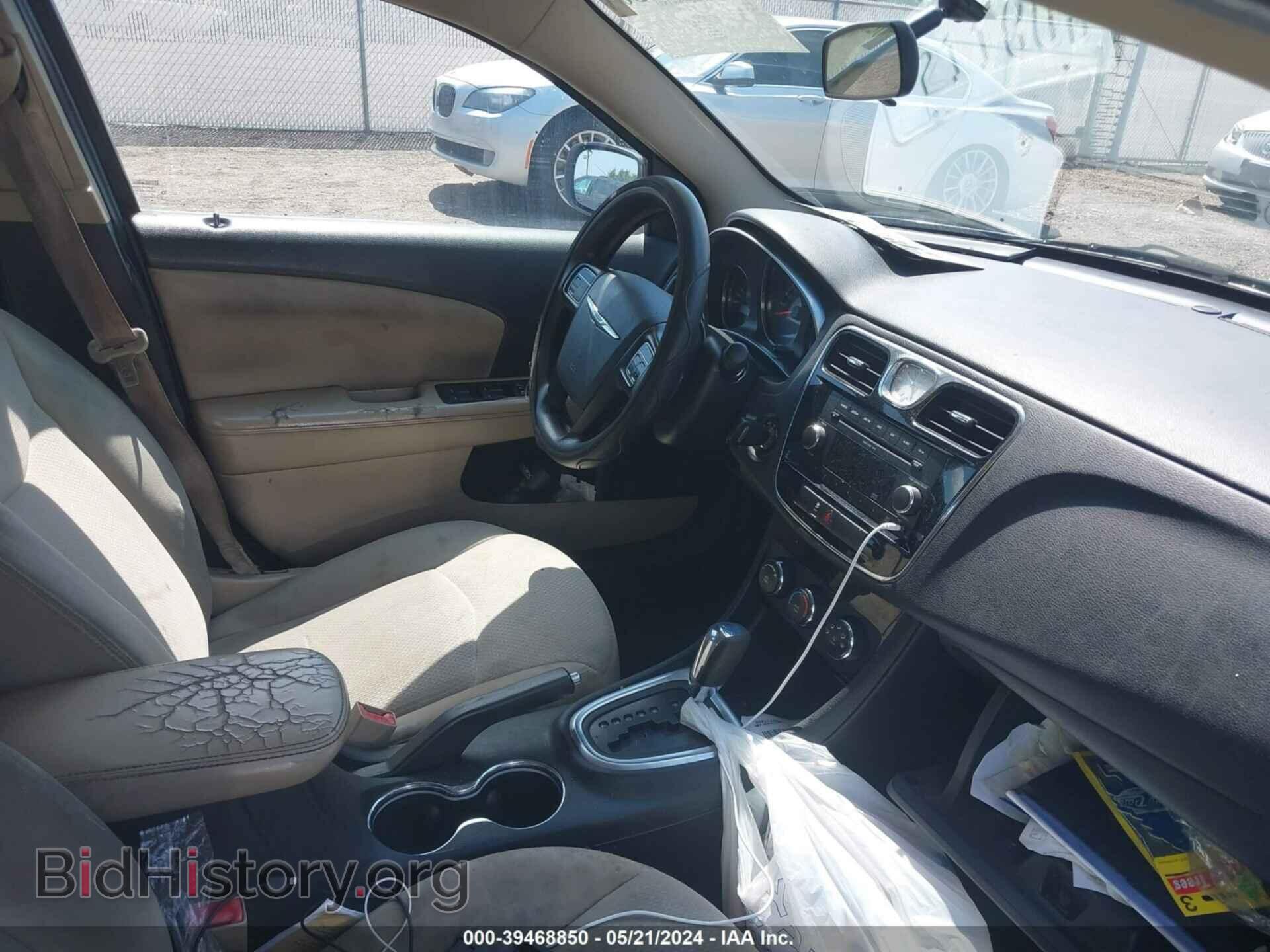 2011 CHRYSLER 200 - VIN: 1C3BC4FB8BN533319 - Фото 5