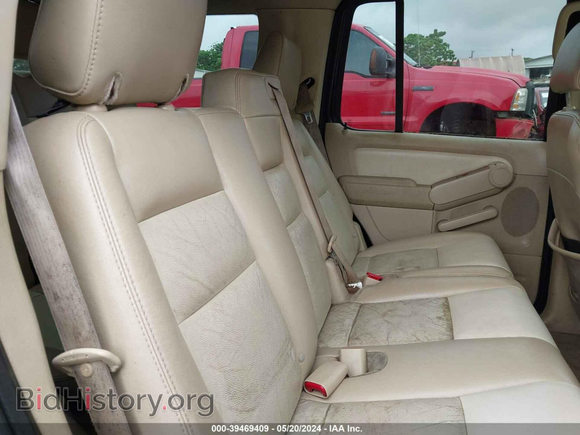 2006 FORD EXPLORER - VIN: 1FMEU64E26UB35979 - Фото 8