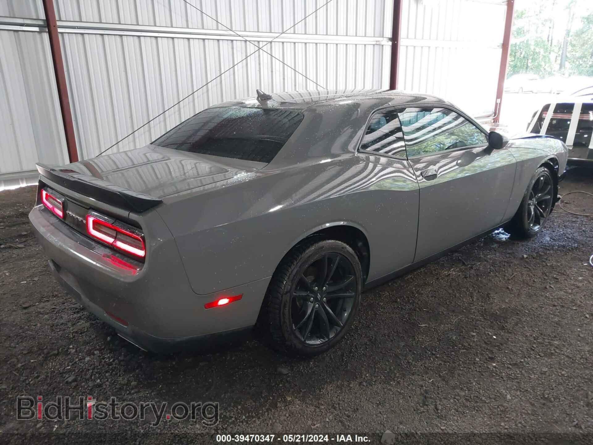 2018 DODGE CHALLENGER - VIN: 2C3CDZAG8JH112404 - Фото 4