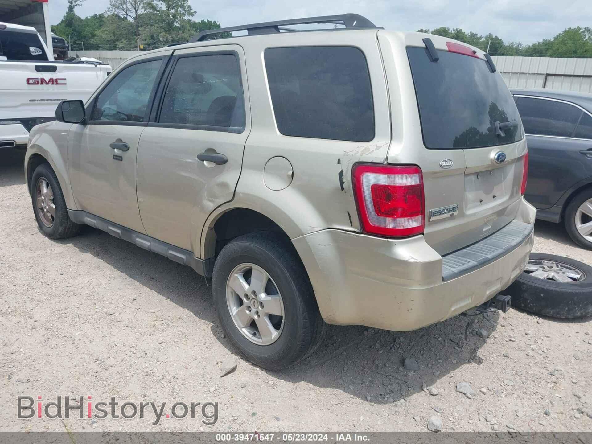 2010 FORD ESCAPE - VIN: 1FMCU0D72AKD26652 - Фото 3