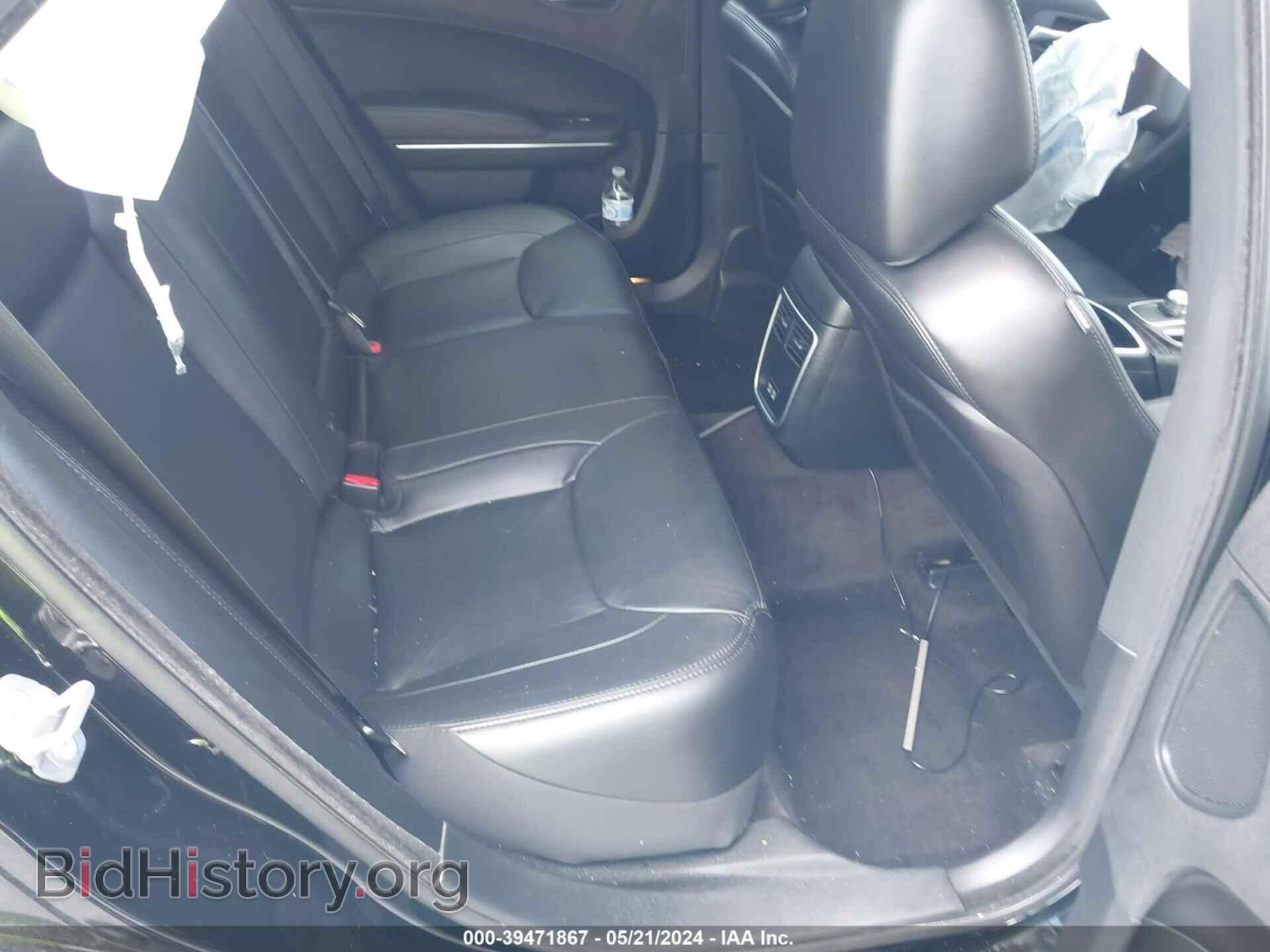 2016 CHRYSLER 300 - VIN: 2C3CCARG8GH329260 - Фото 8