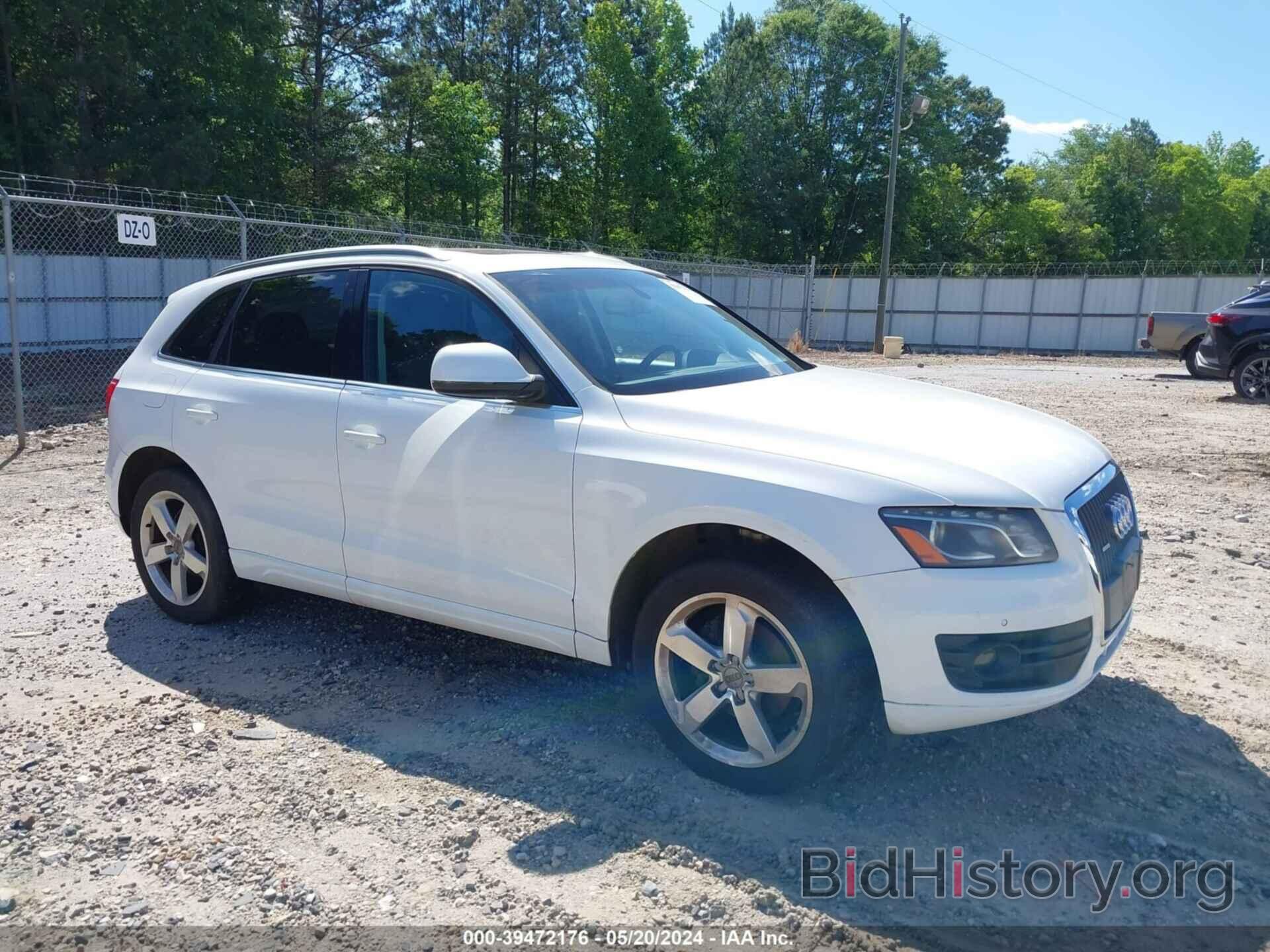 Photo WA1LFAFPXBA084552 - AUDI Q5 2011