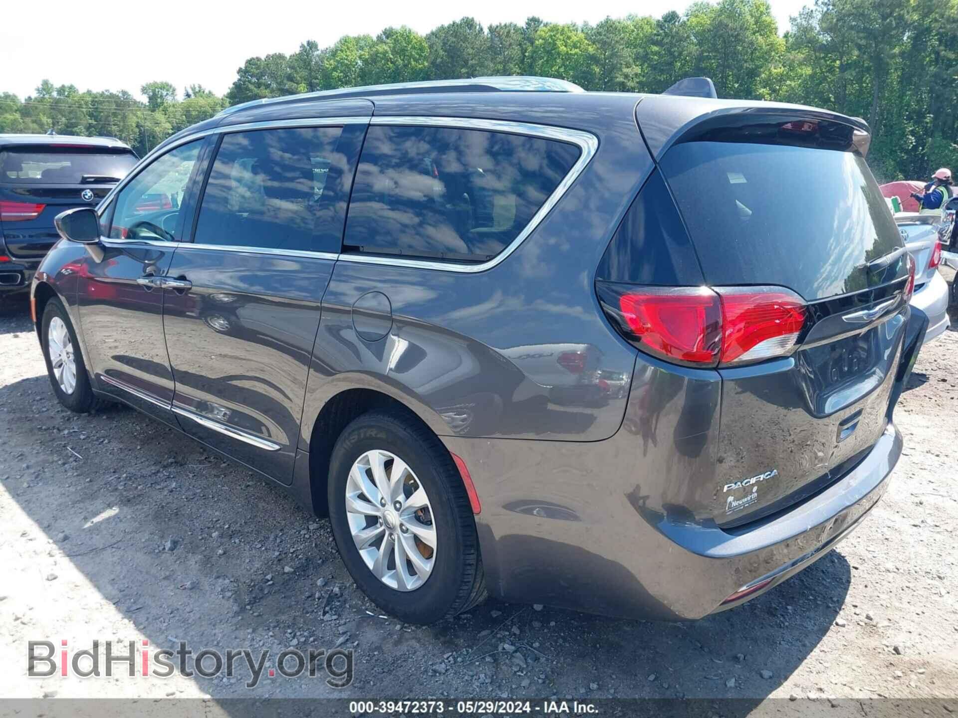 2018 CHRYSLER PACIFICA - VIN: 2C4RC1BG0JR279729 - Фото 3