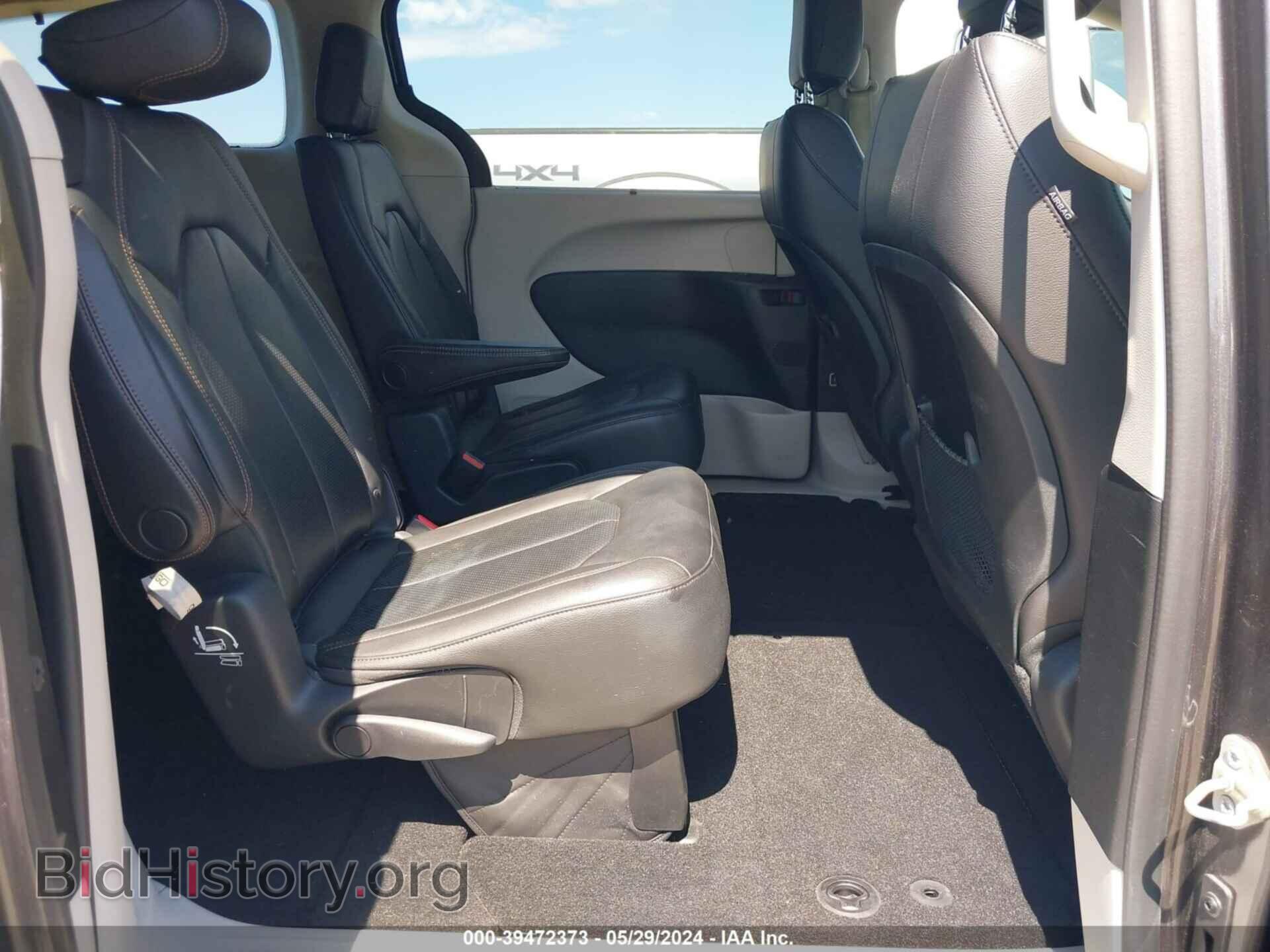 2018 CHRYSLER PACIFICA - VIN: 2C4RC1BG0JR279729 - Фото 8