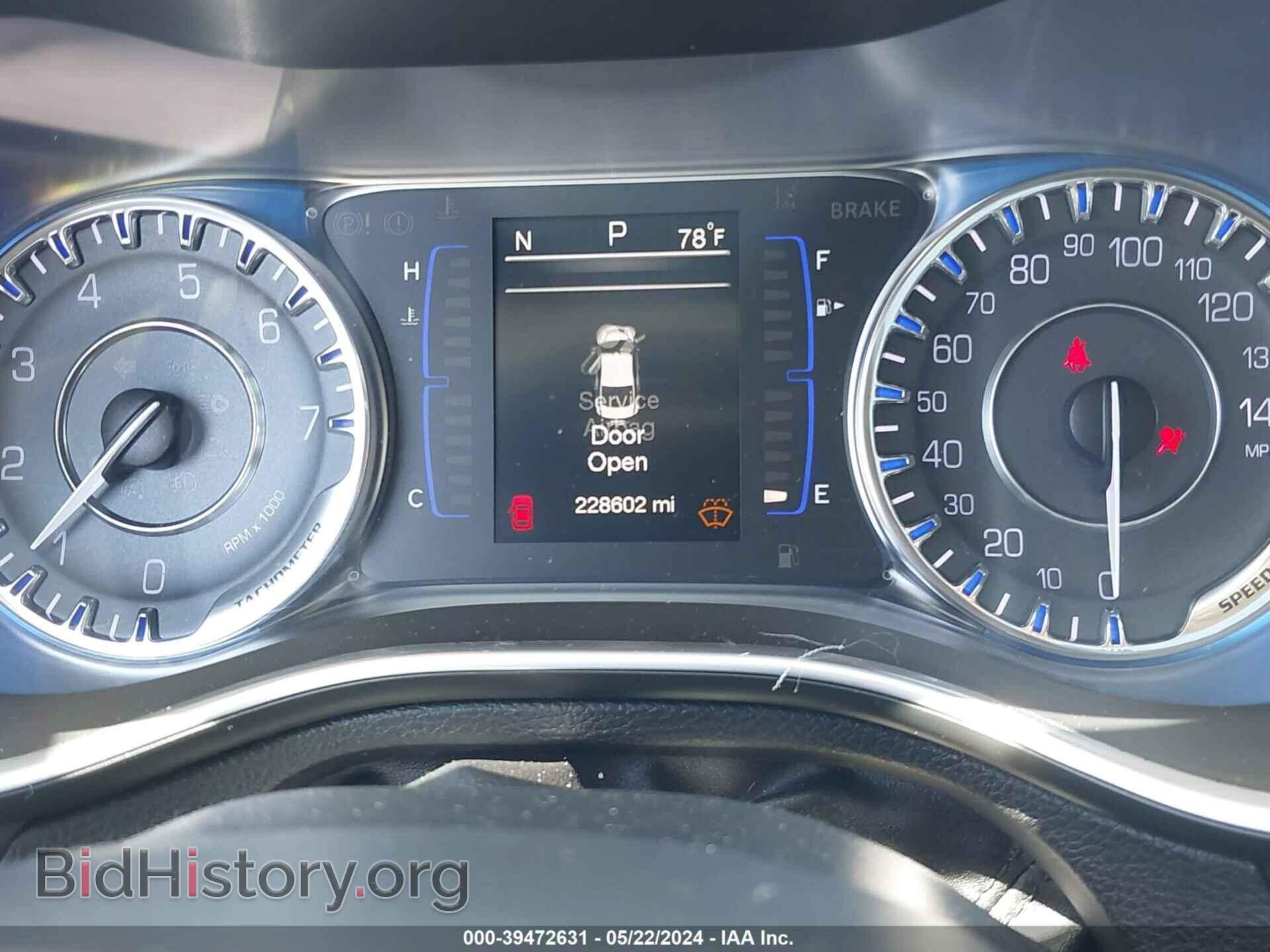 2016 CHRYSLER 200 - VIN: 1C3CCCAG9GN107230 - Фото 7