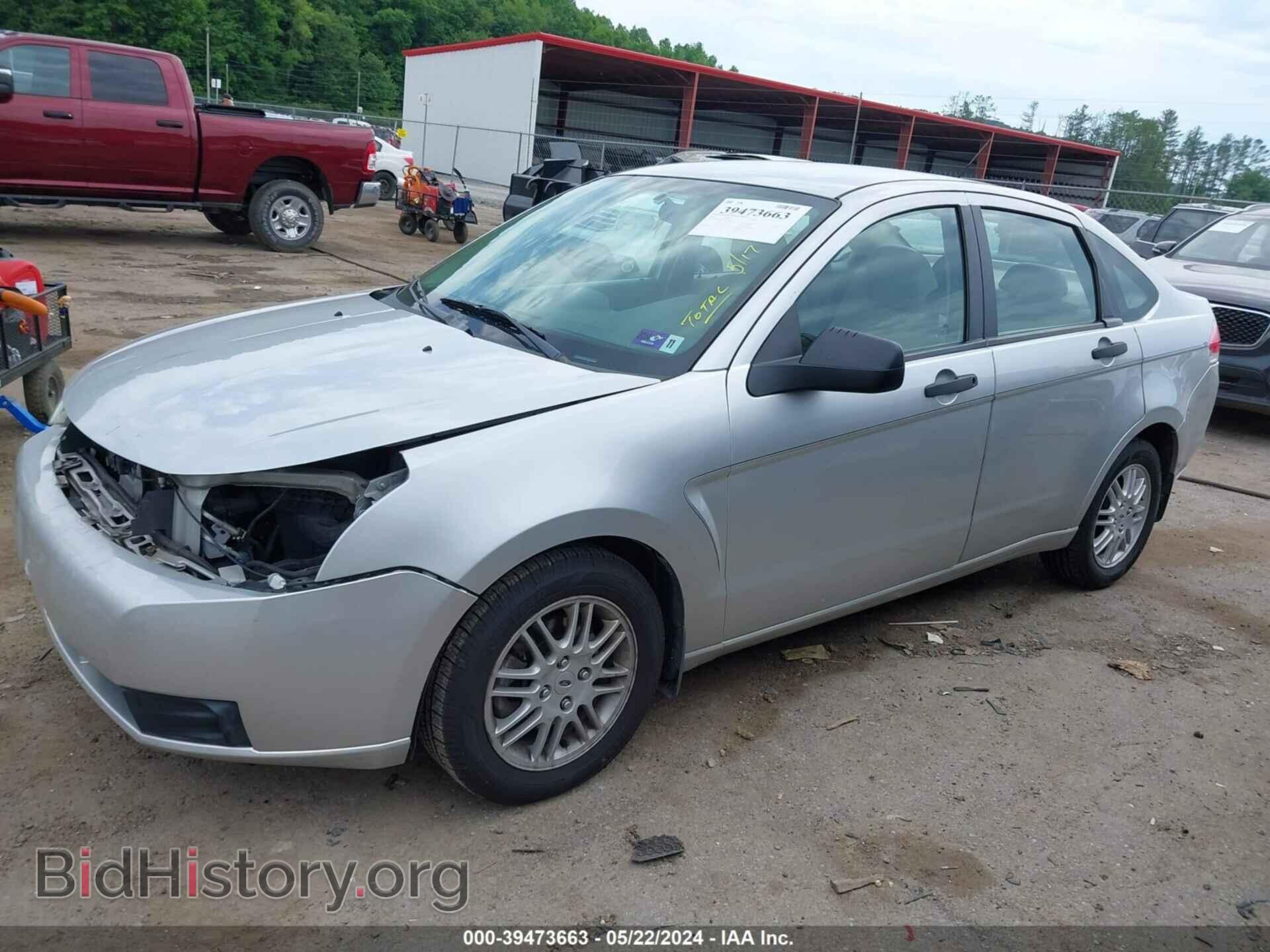 2011 FORD FOCUS - VIN: 1FAHP3FN5BW105819 - Фото 2