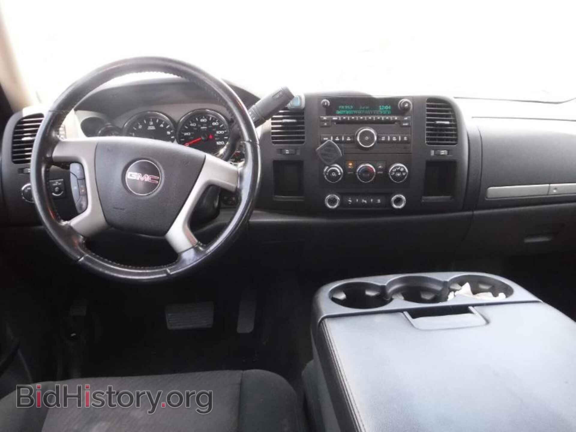 2011 GMC SIERRA - VIN: 1GT110CG1BF264564 - Фото 15