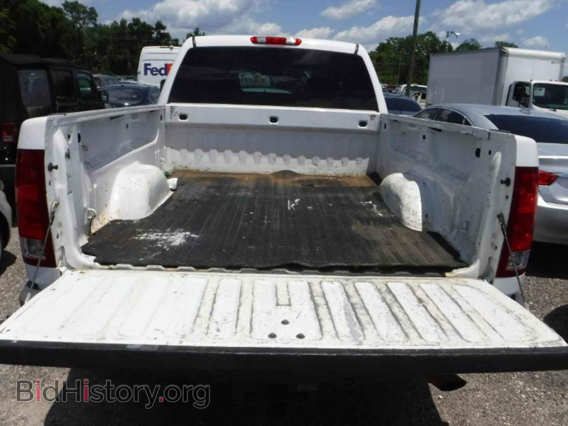 2011 GMC SIERRA - VIN: 1GT110CG1BF264564 - Фото 5