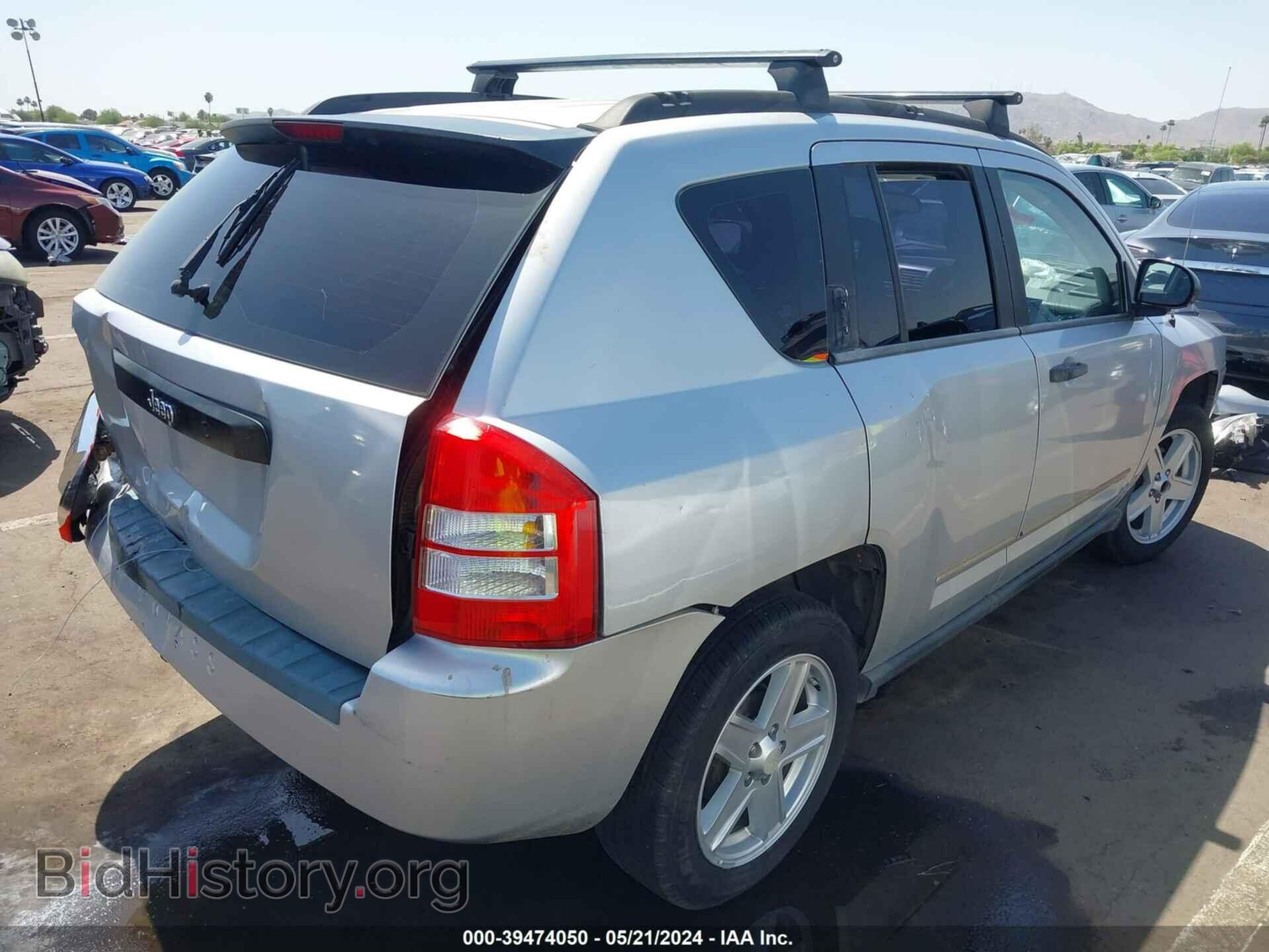 2008 JEEP COMPASS - VIN: 1J8FT47W98D706528 - Фото 4