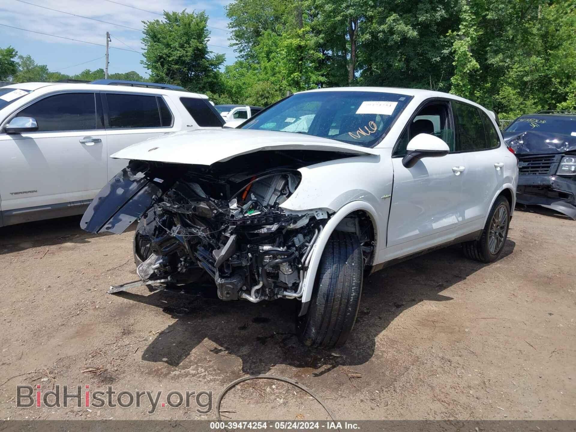 2017 PORSCHE CAYENNE E-HYBRID - VIN: WP1AE2A2XHLA69921 - Фото 2