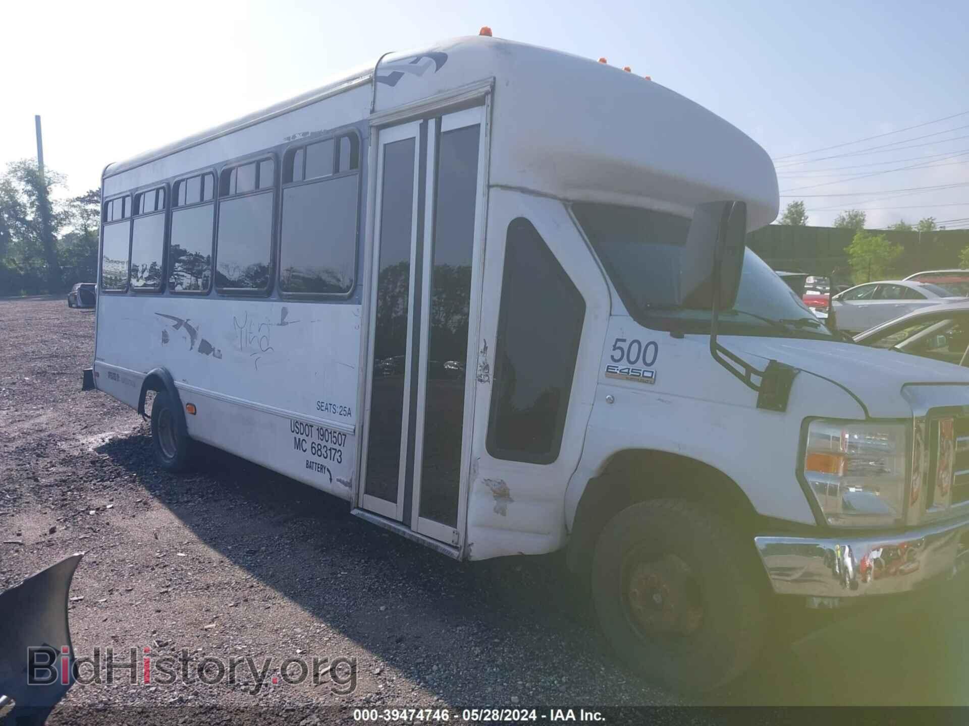 Photo 1FD4E45S18DA05647 - FORD E-450 CUTAWAY 2008