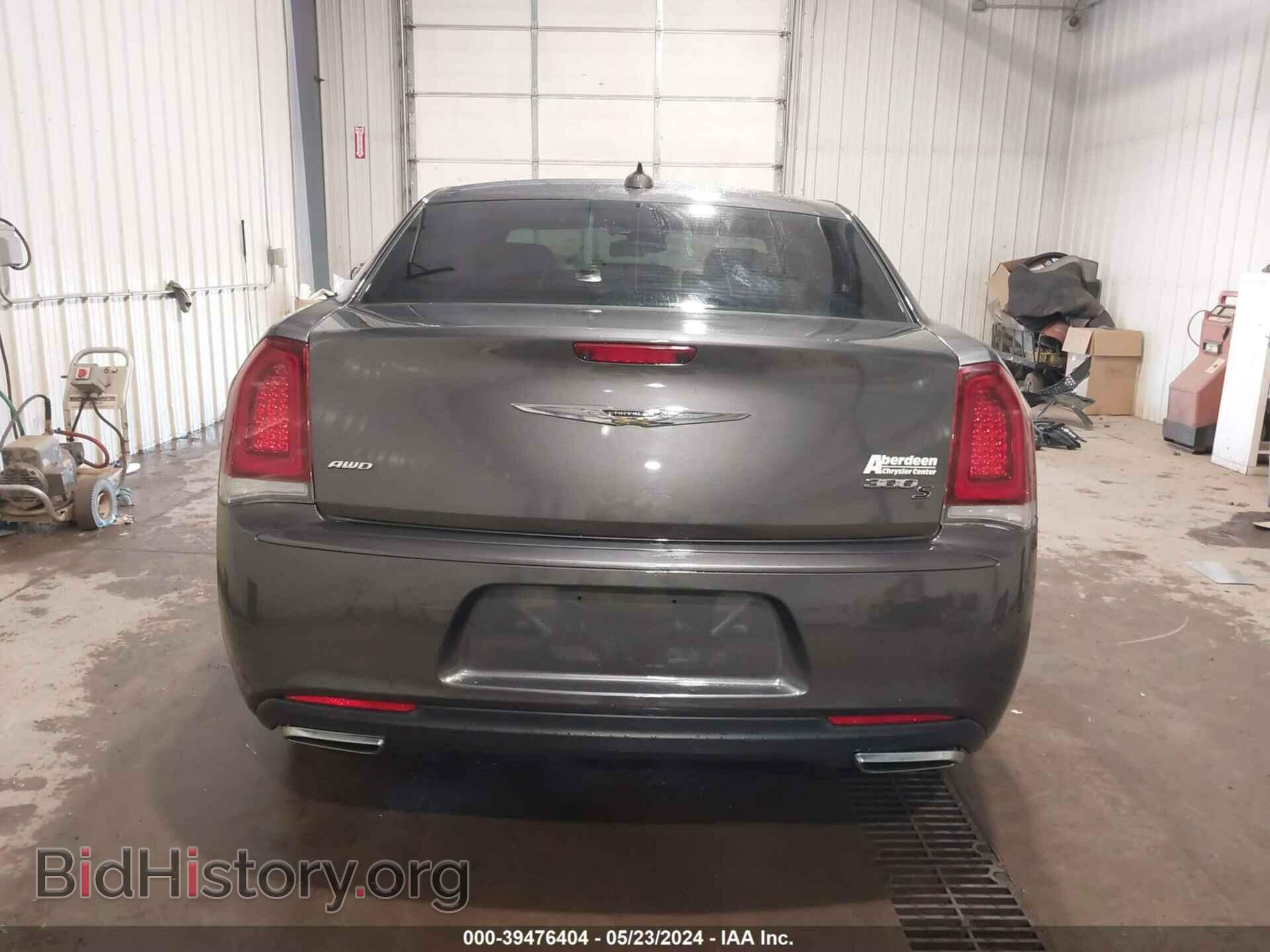 2018 CHRYSLER 300 - VIN: 2C3CCAGG2JH208413 - Фото 17