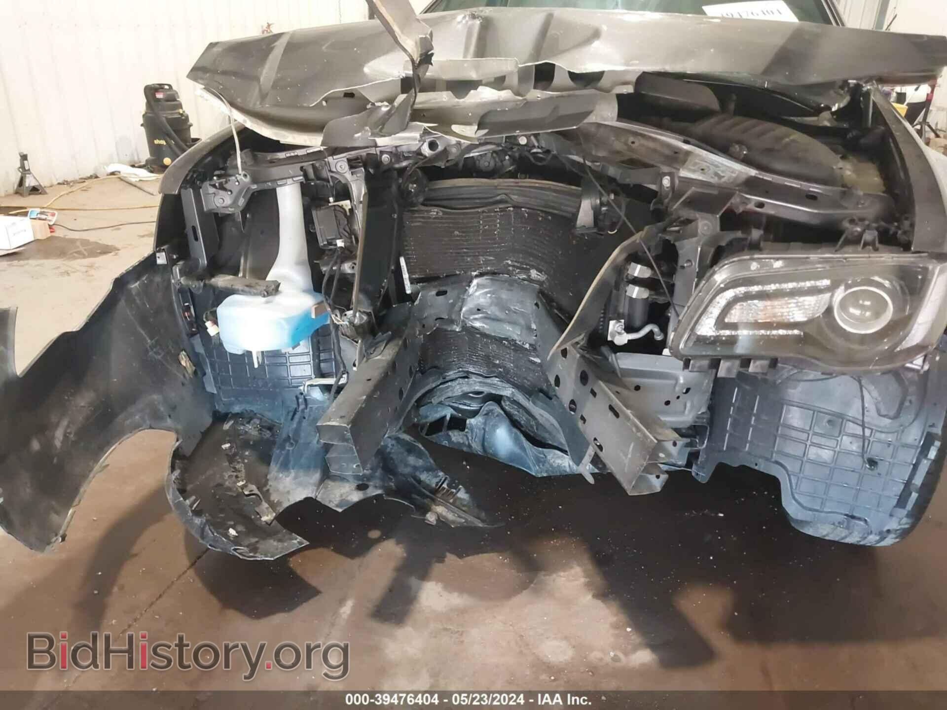 2018 CHRYSLER 300 - VIN: 2C3CCAGG2JH208413 - Фото 6