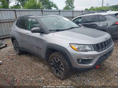 2020 Jeep COMPASS Trailhawk 4X4, серый — VIN 3C4NJDDB0LT177161, IAAI