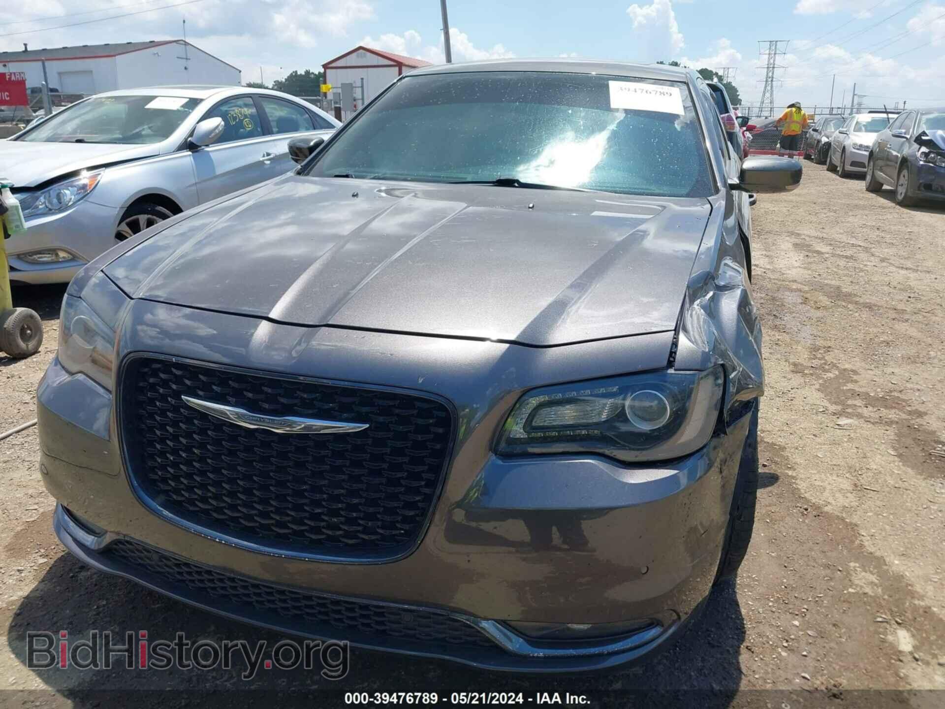 2015 CHRYSLER 300 - VIN: 2C3CCAGGXFH756957 - Фото 12