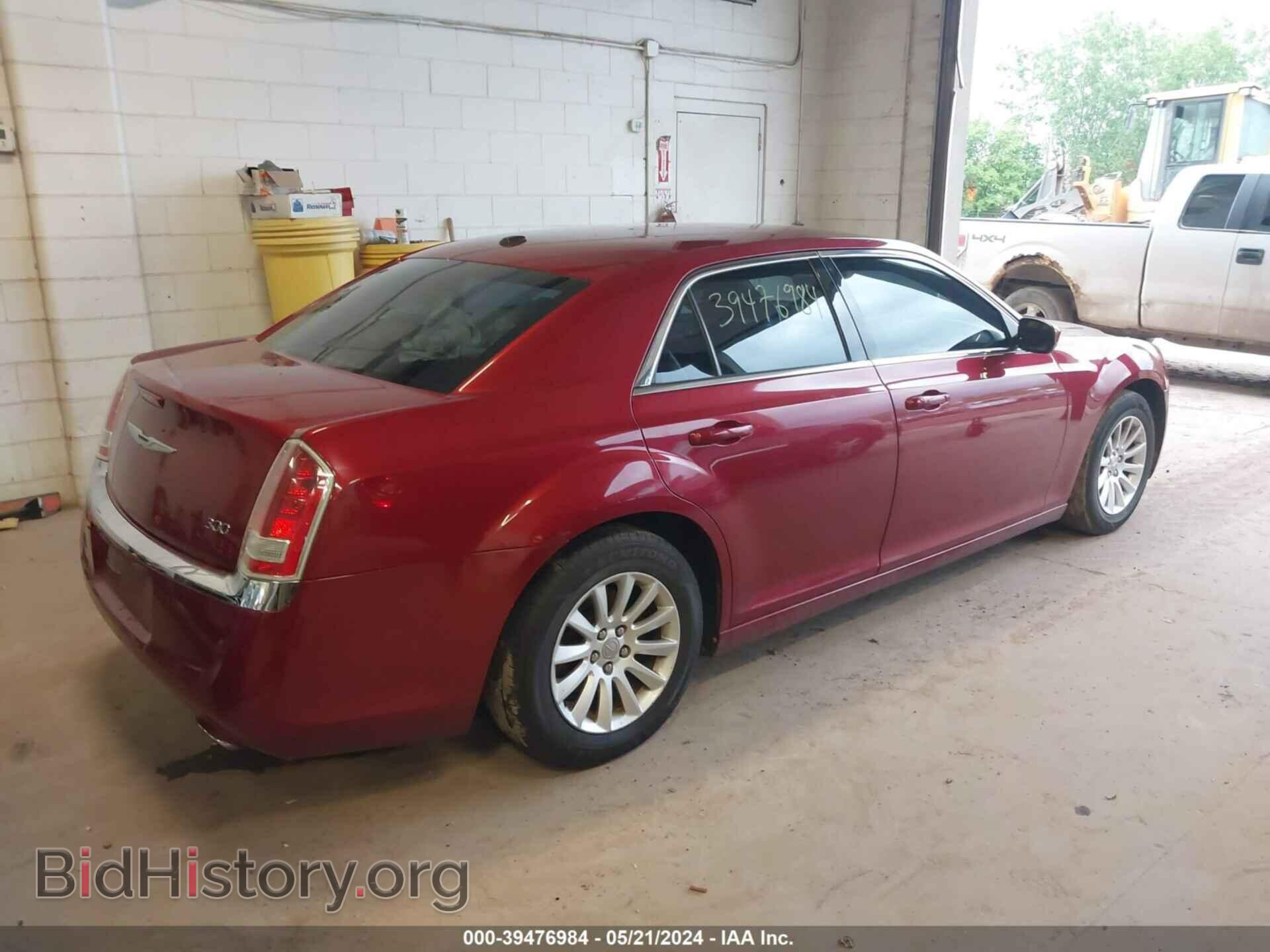 2013 CHRYSLER 300 - VIN: 2C3CCAAG6DH577563 - Фото 4