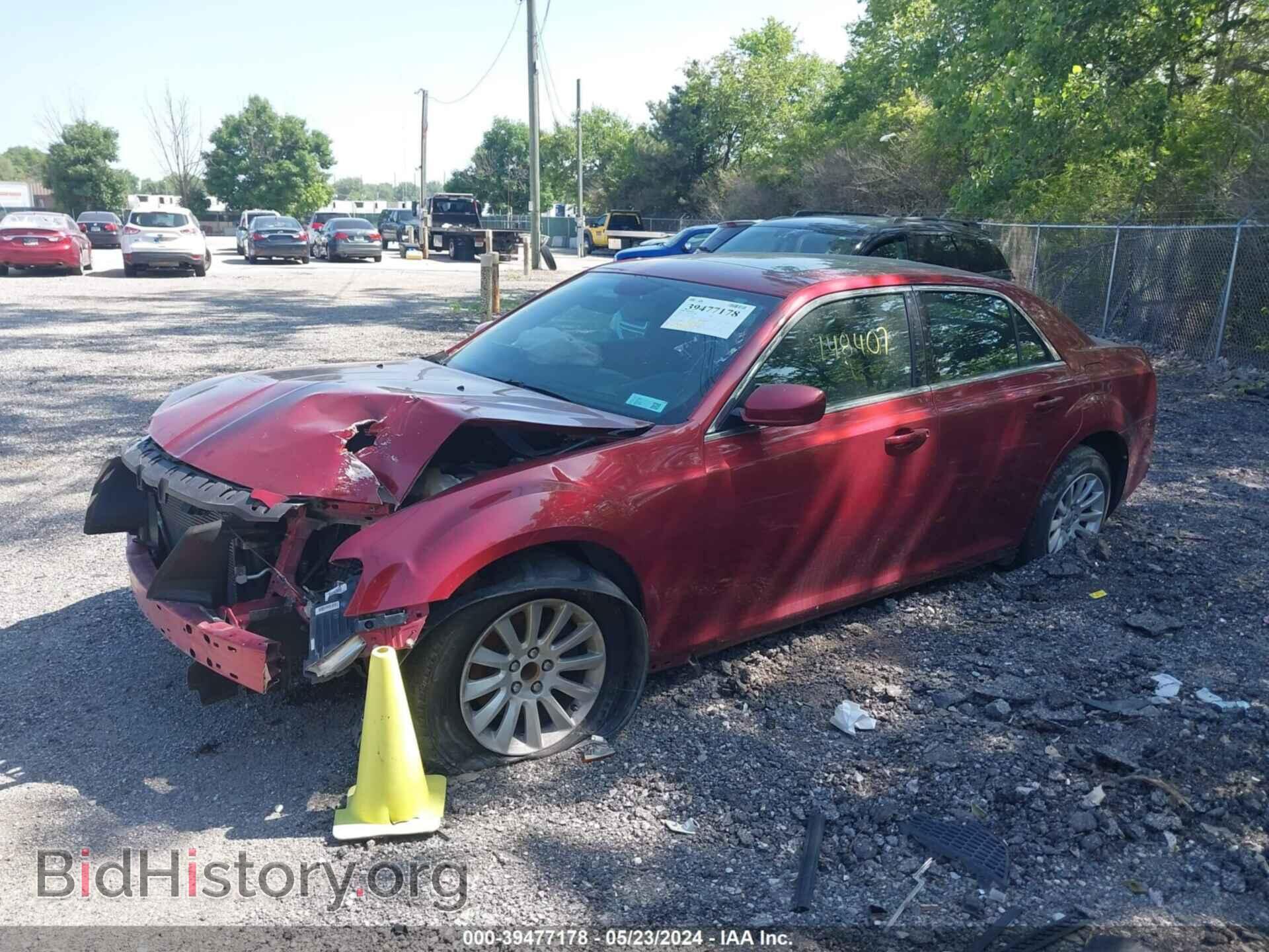2014 CHRYSLER 300 - VIN: 2C3CCAAG6EH340041 - Фото 2