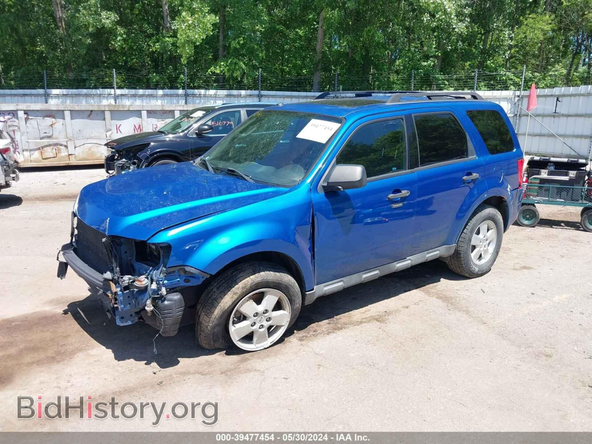 2011 FORD ESCAPE - VIN: 1FMCU9D75BKA47203 - Фото 2