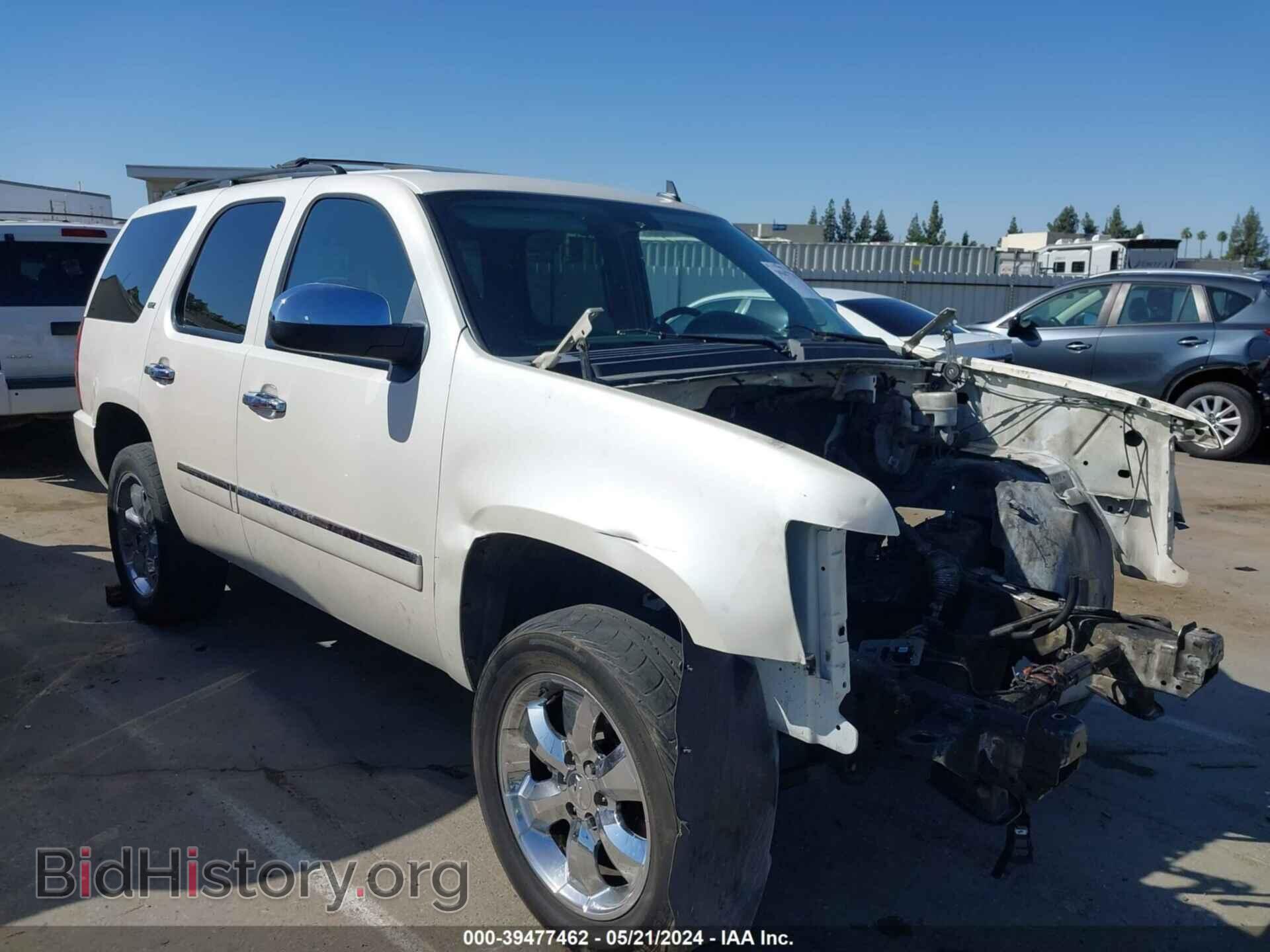 Photo 1GNSCCE07CR270568 - CHEVROLET TAHOE 2012