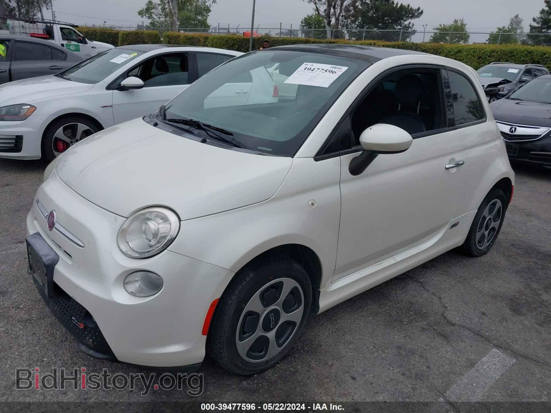 2015 FIAT 500E - VIN: 3C3CFFGE0FT527357 - Фото 2