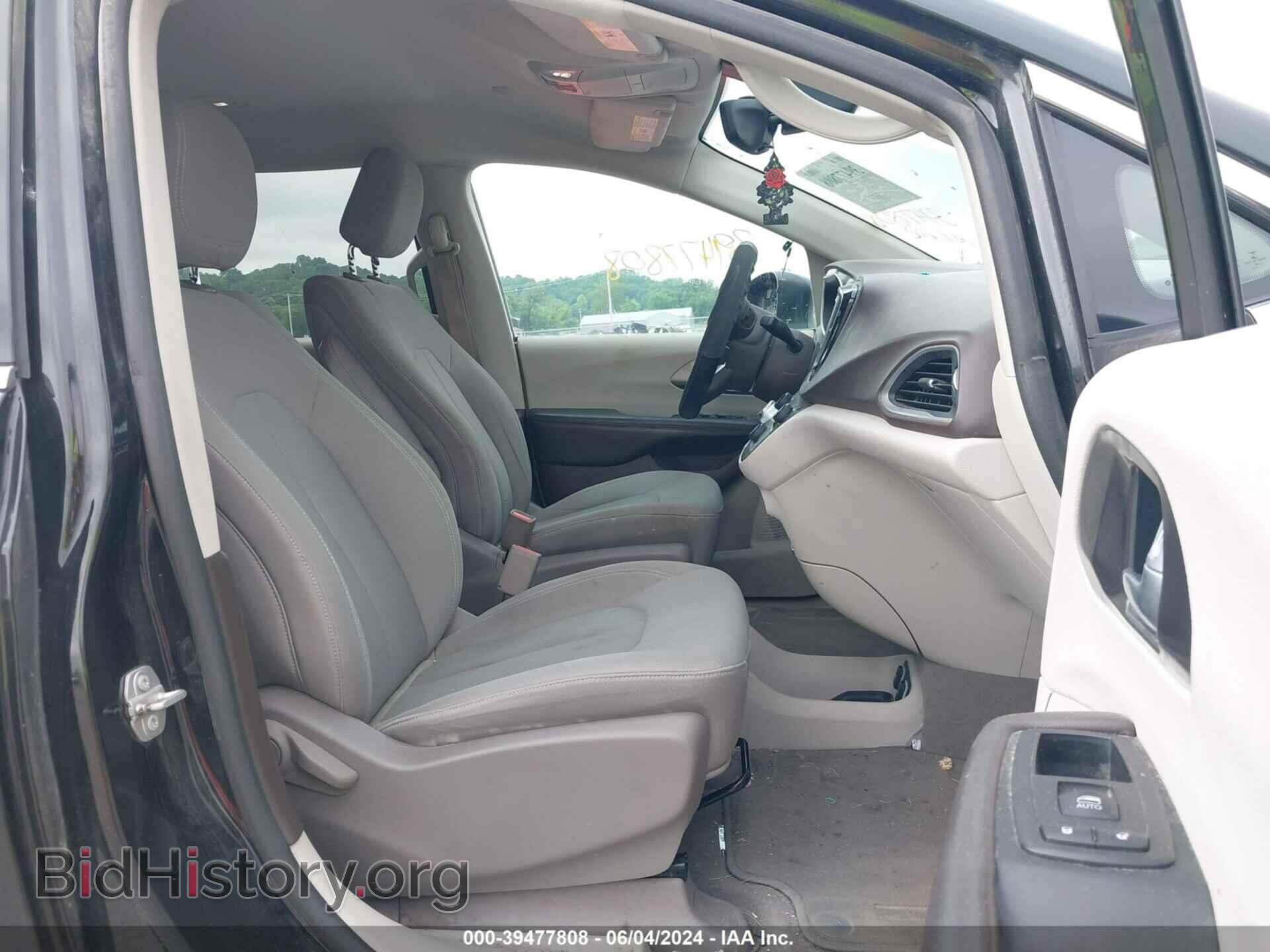 2017 CHRYSLER PACIFICA - VIN: 2C4RC1DG2HR642913 - Фото 5