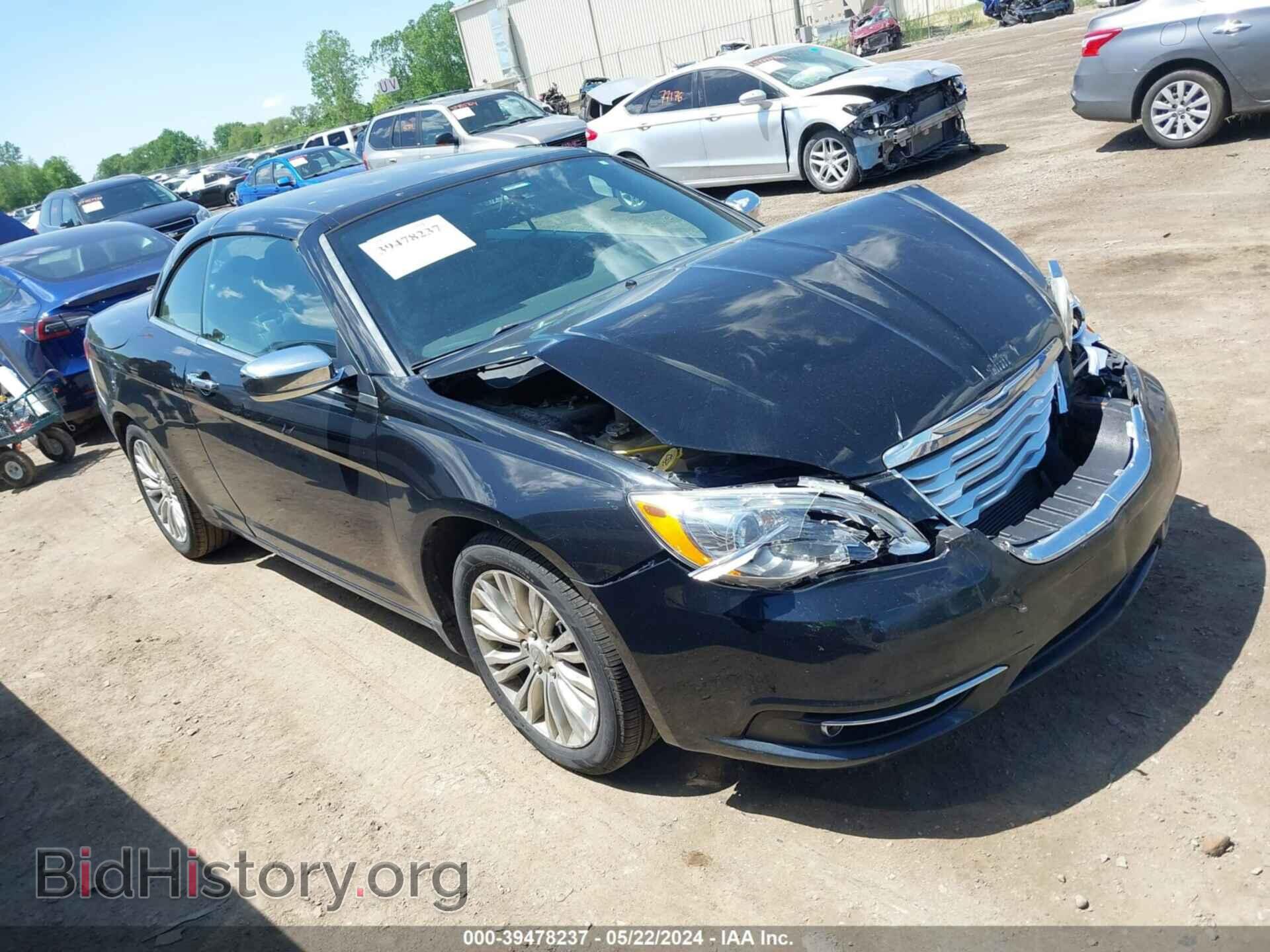 Photo 1C3BC7EG7BN623933 - CHRYSLER 200 2011
