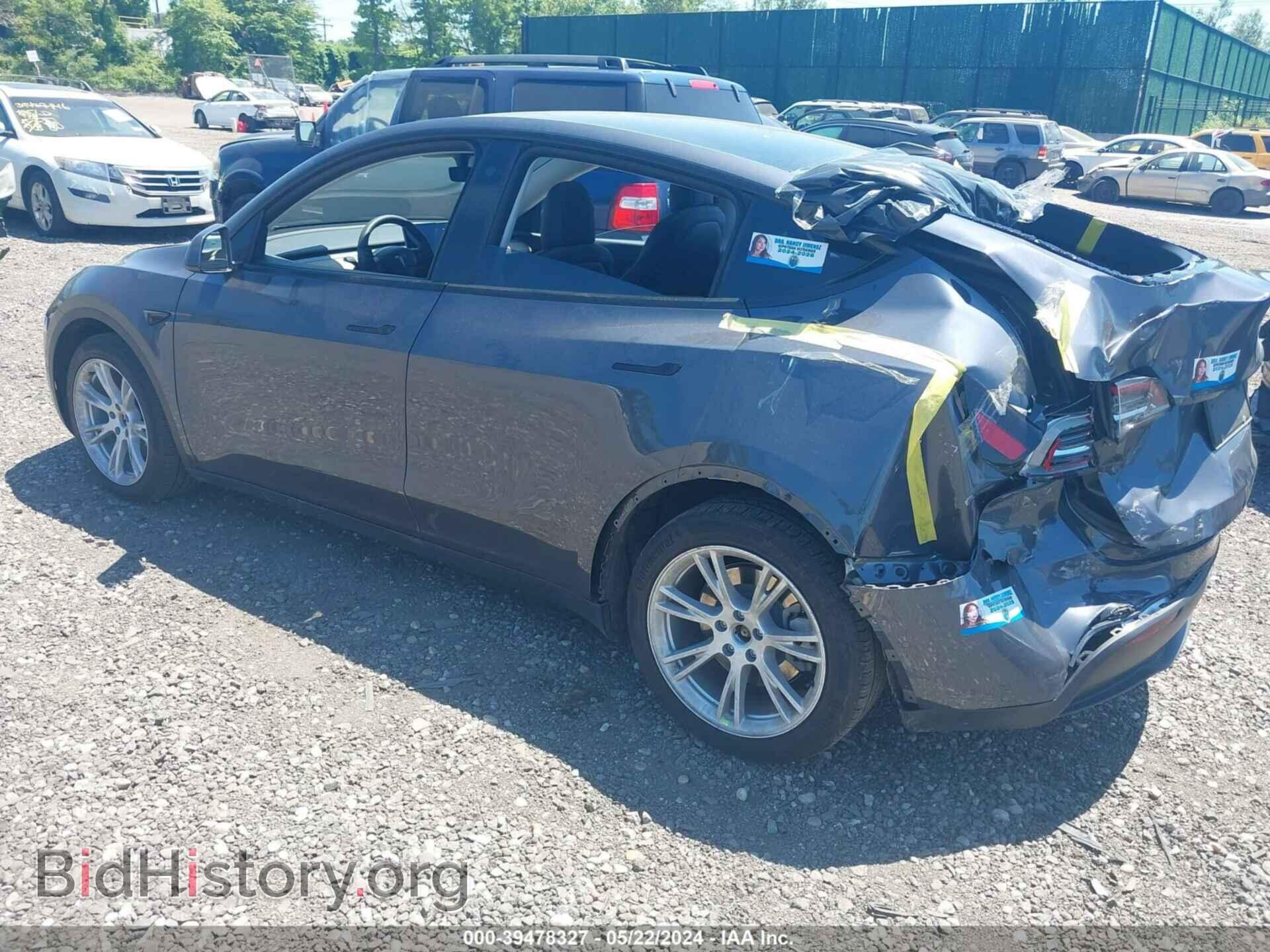 2022 TESLA MODEL Y - VIN: 7SAYGAEE2NF400484 - Фото 3
