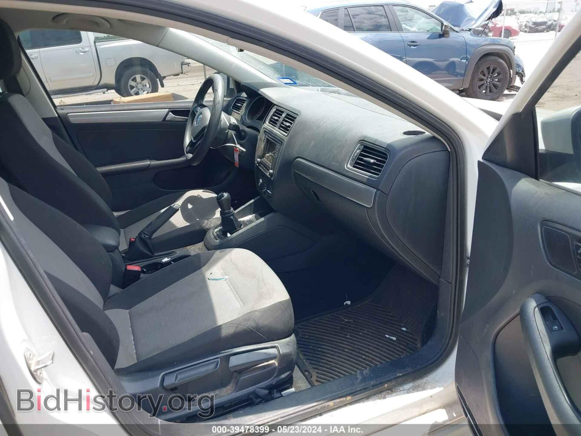 2017 VOLKSWAGEN JETTA - VIN: 3VW167AJ2HM350335 - Фото 5