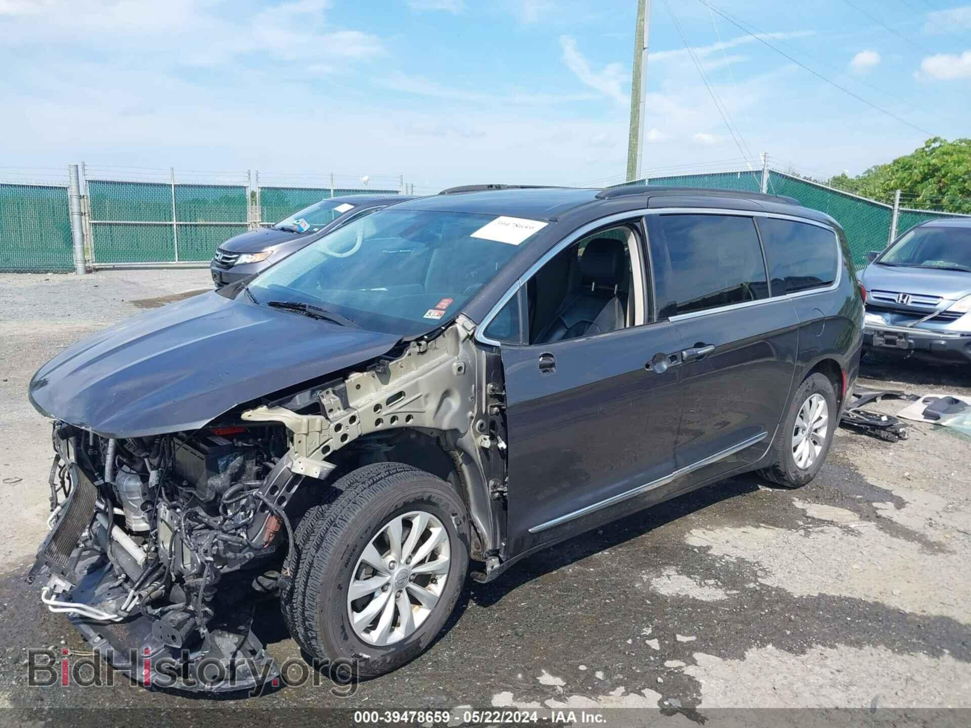2017 CHRYSLER PACIFICA - VIN: 2C4RC1BG0HR753169 - Фото 2