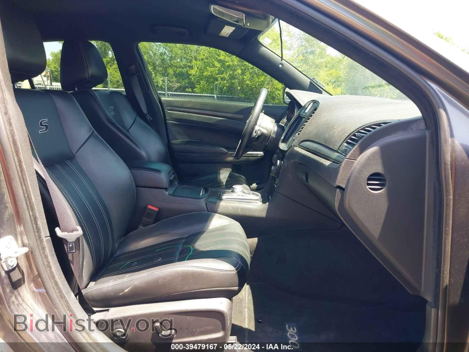 2016 CHRYSLER 300 - VIN: 2C3CCABG1GH298525 - Фото 5