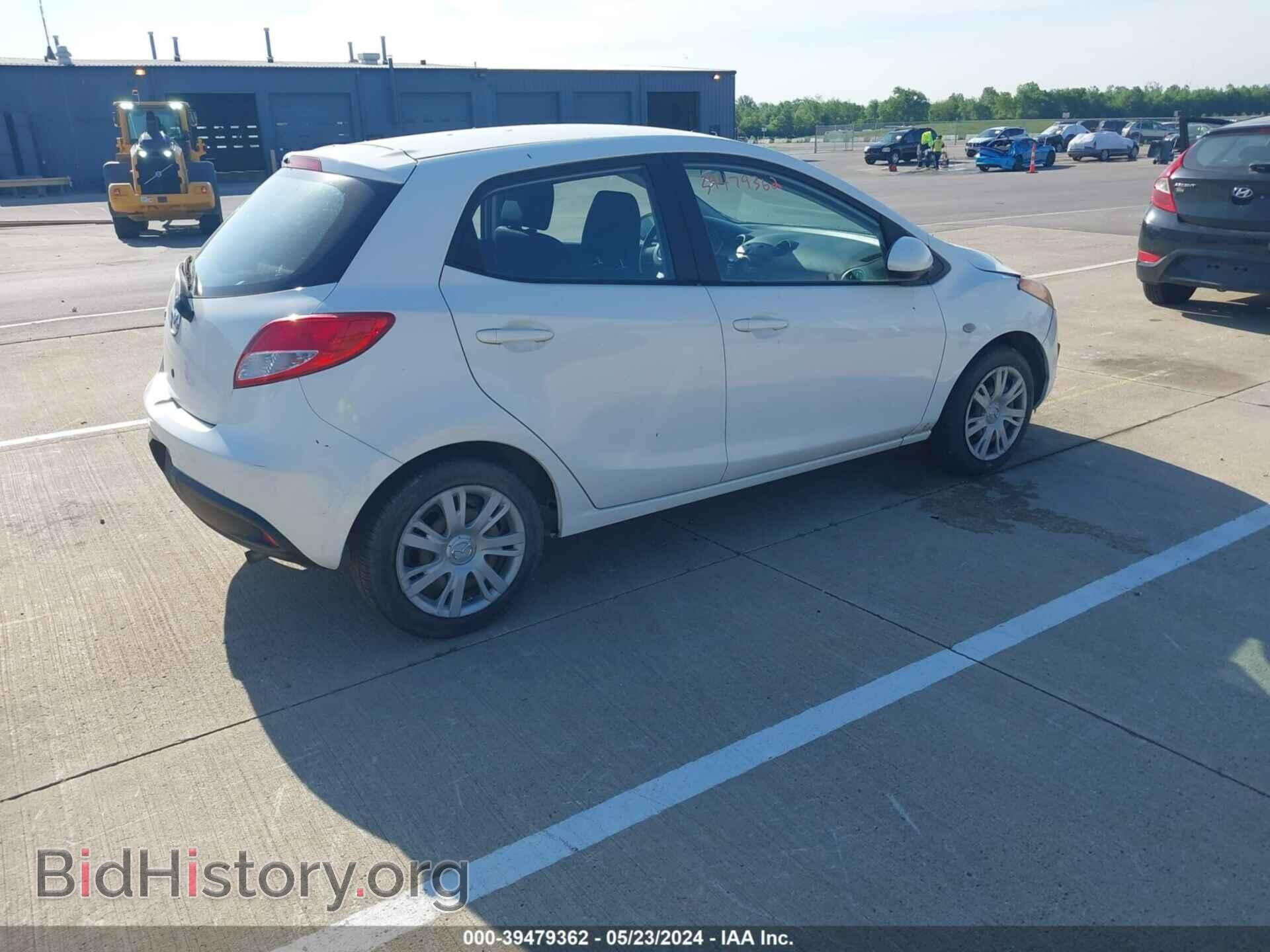 2014 MAZDA MAZDA2 - VIN: JM1DE1KY0E0183418 - Фото 4