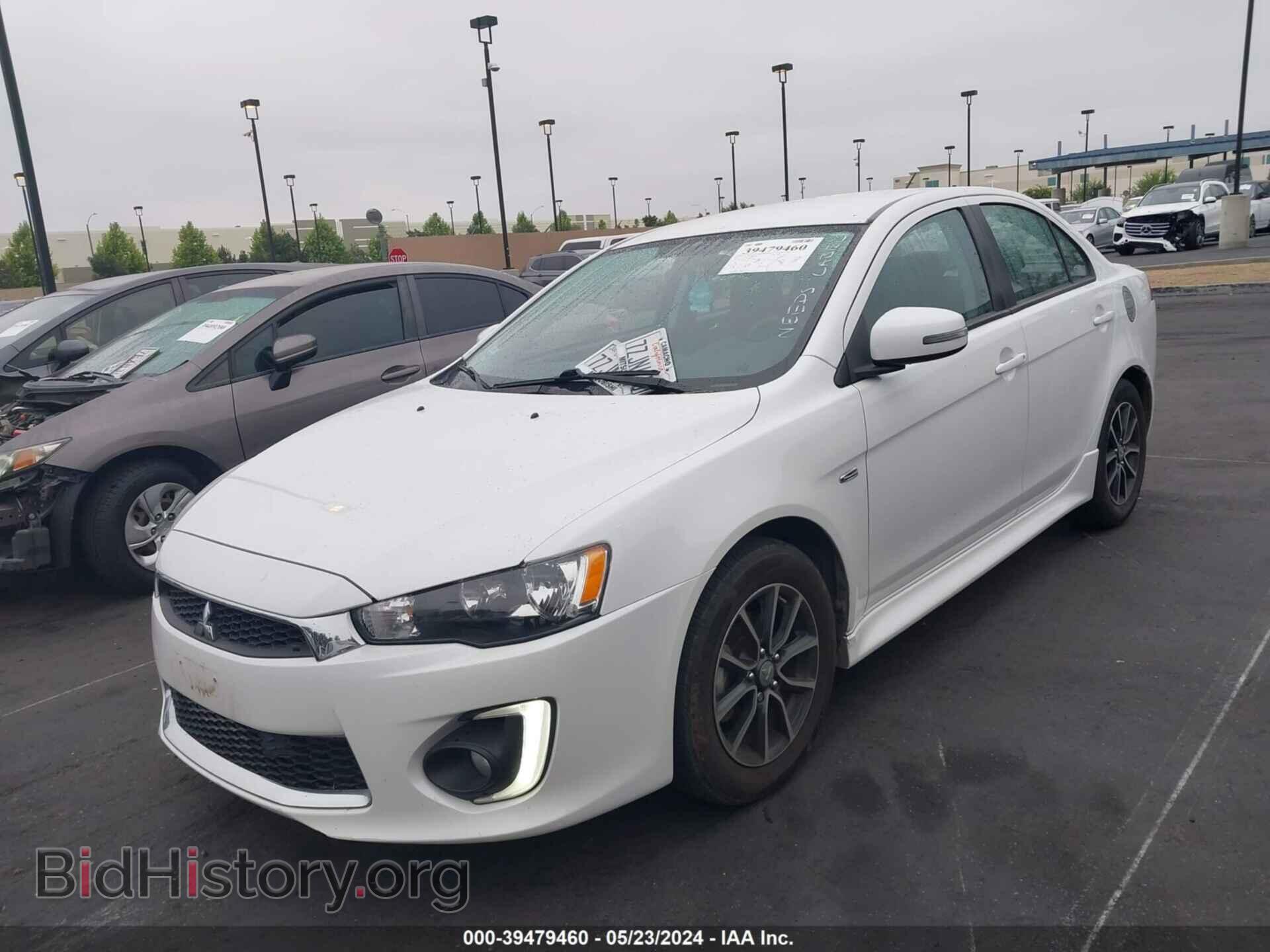 2017 MITSUBISHI LANCER - VIN: JA32U2FU4HU010570 - Фото 2