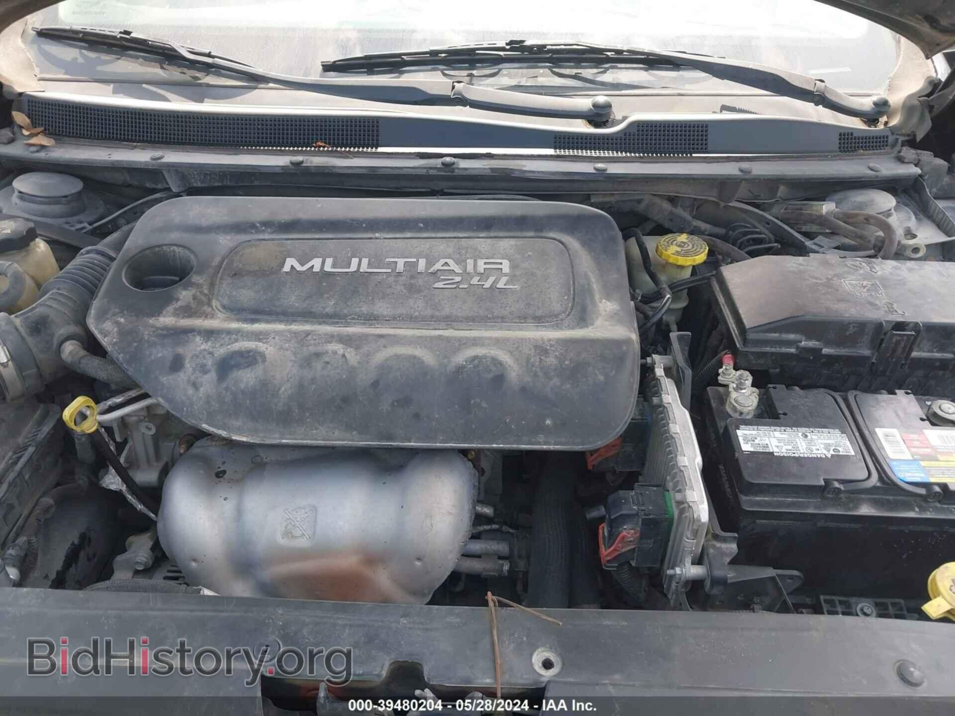 2016 CHRYSLER 200 - VIN: 1C3CCCAB4GN191347 - Фото 10