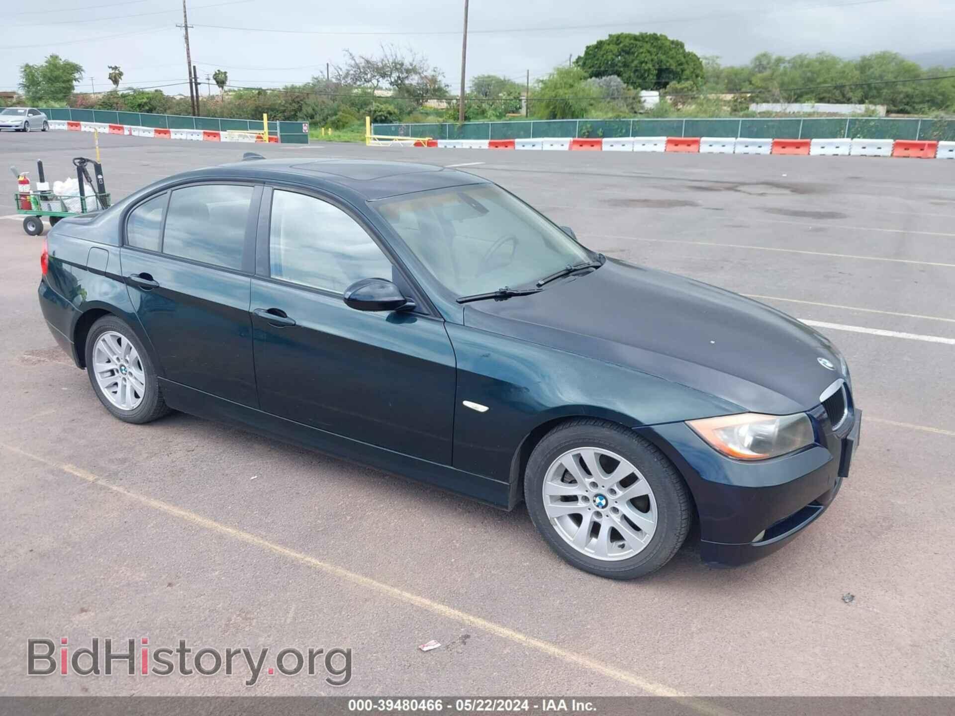 Photo WBAVB13586PT06339 - BMW 325I 2006