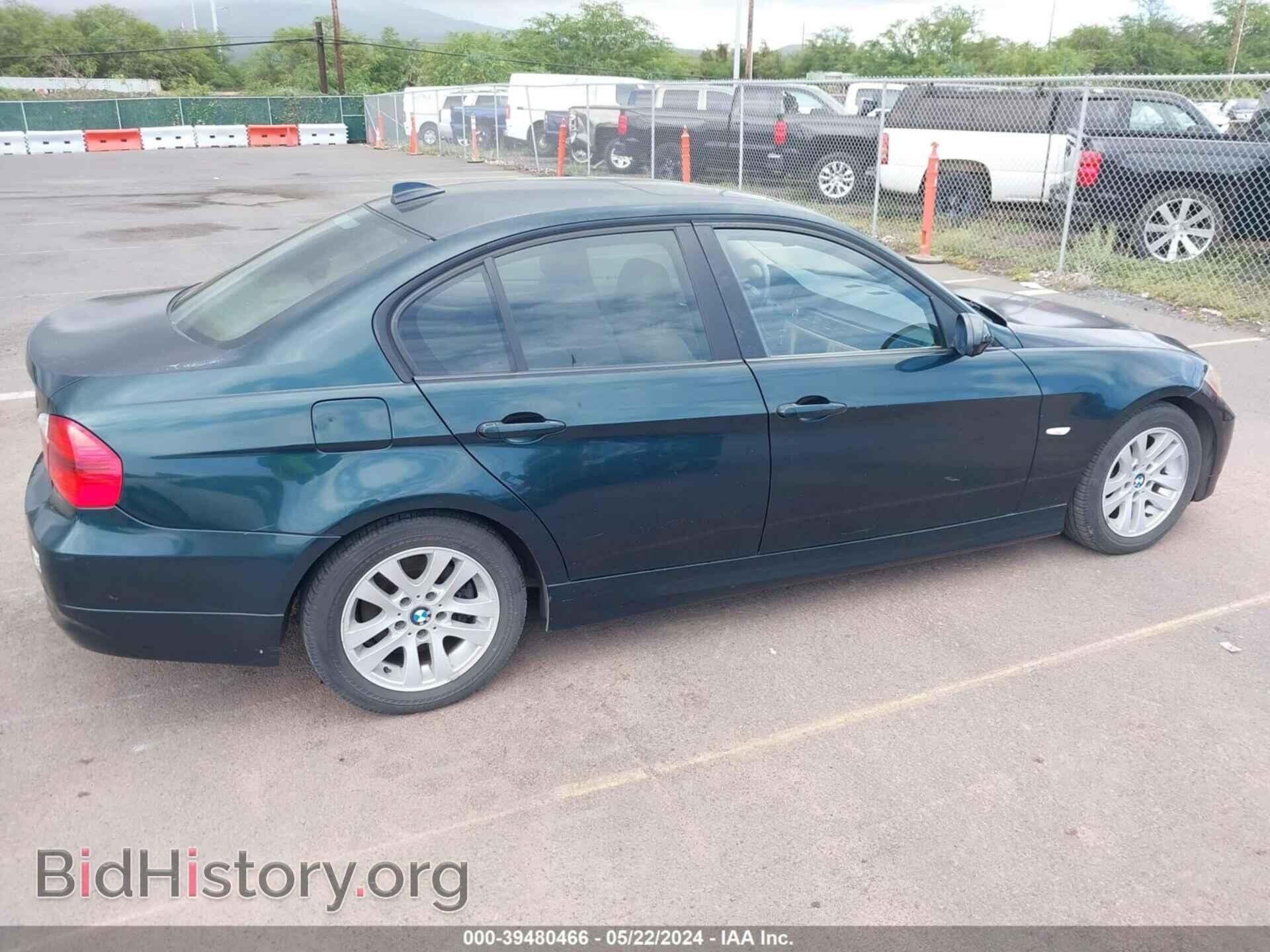 2006 BMW 325I - VIN: WBAVB13586PT06339 - Photo 4
