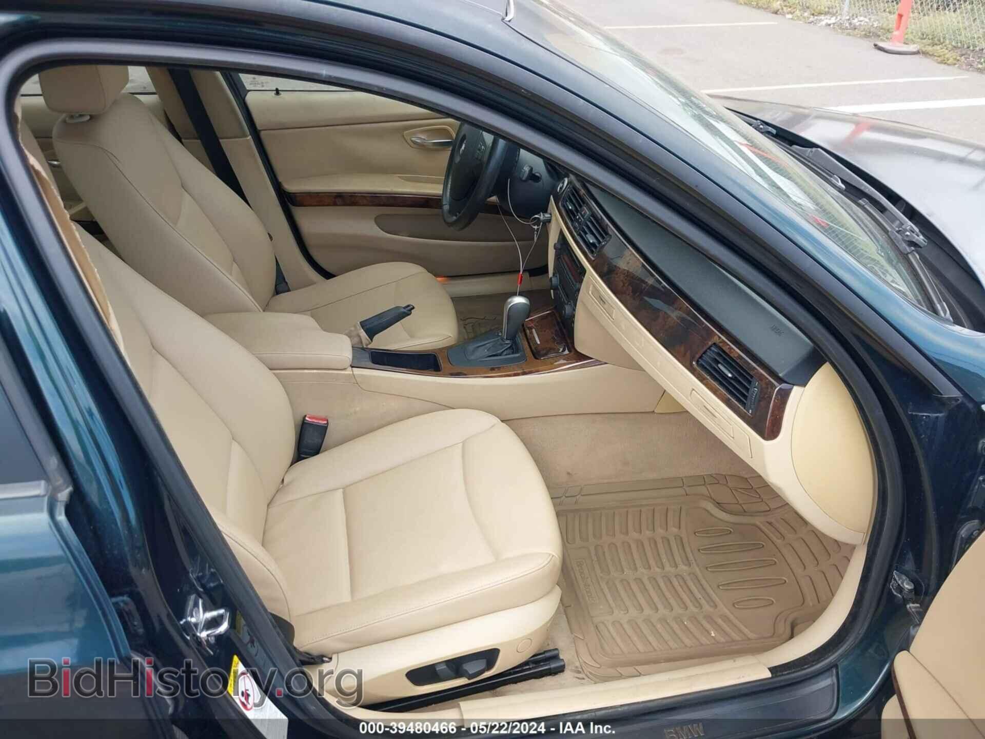 2006 BMW 325I - VIN: WBAVB13586PT06339 - Photo 5
