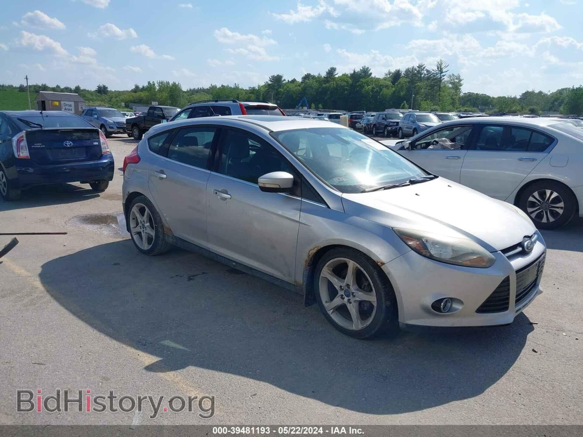 Photo 1FAHP3N28CL218996 - FORD FOCUS 2012