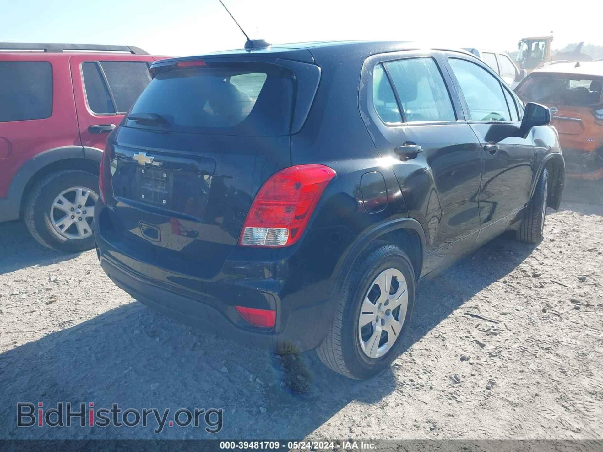 2017 CHEVROLET TRAX - VIN: 3GNCJKSB7HL255741 - Фото 4