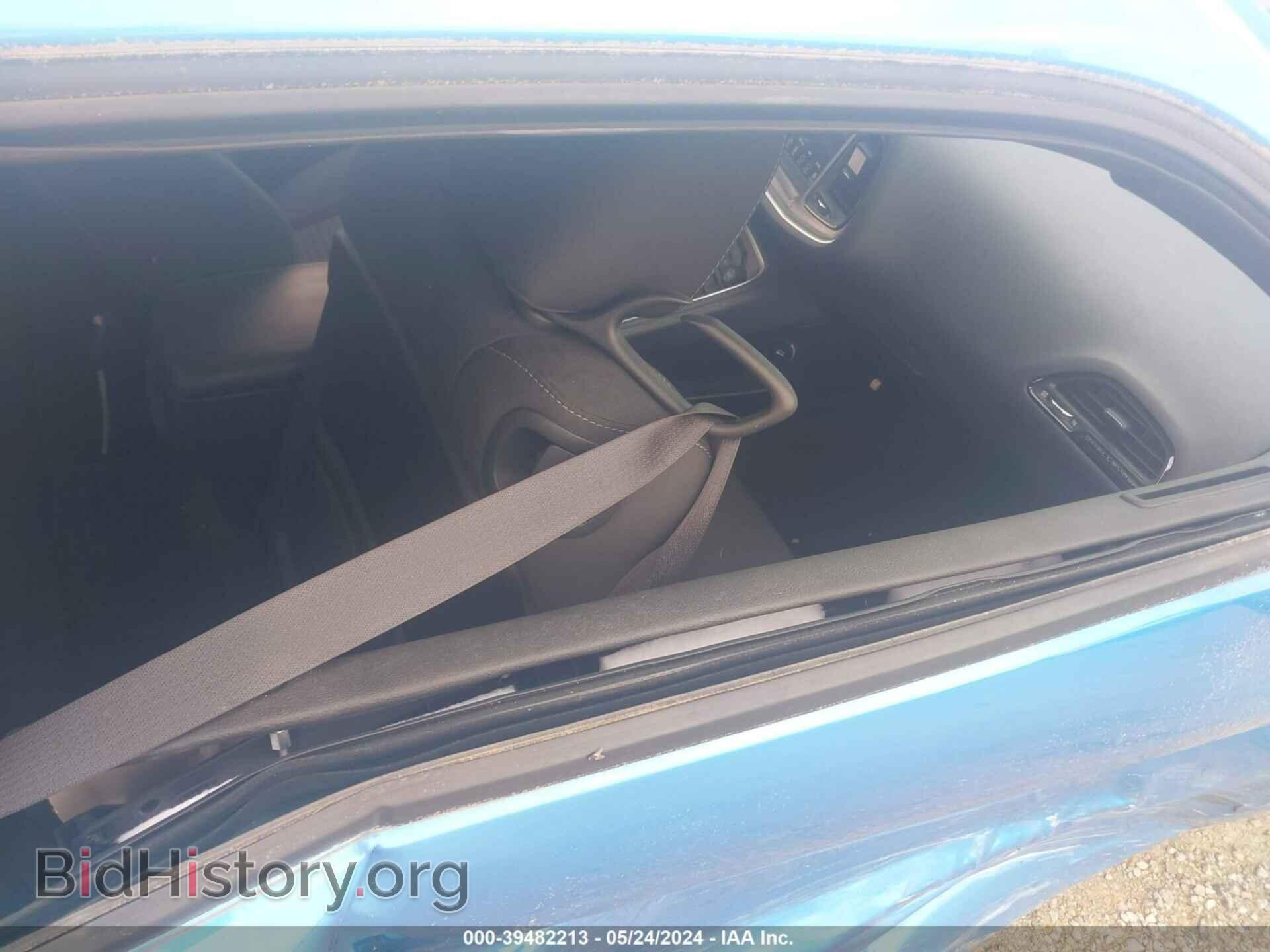 2018 DODGE CHALLENGER - VIN: 2C3CDZAG4JH305892 - Фото 19
