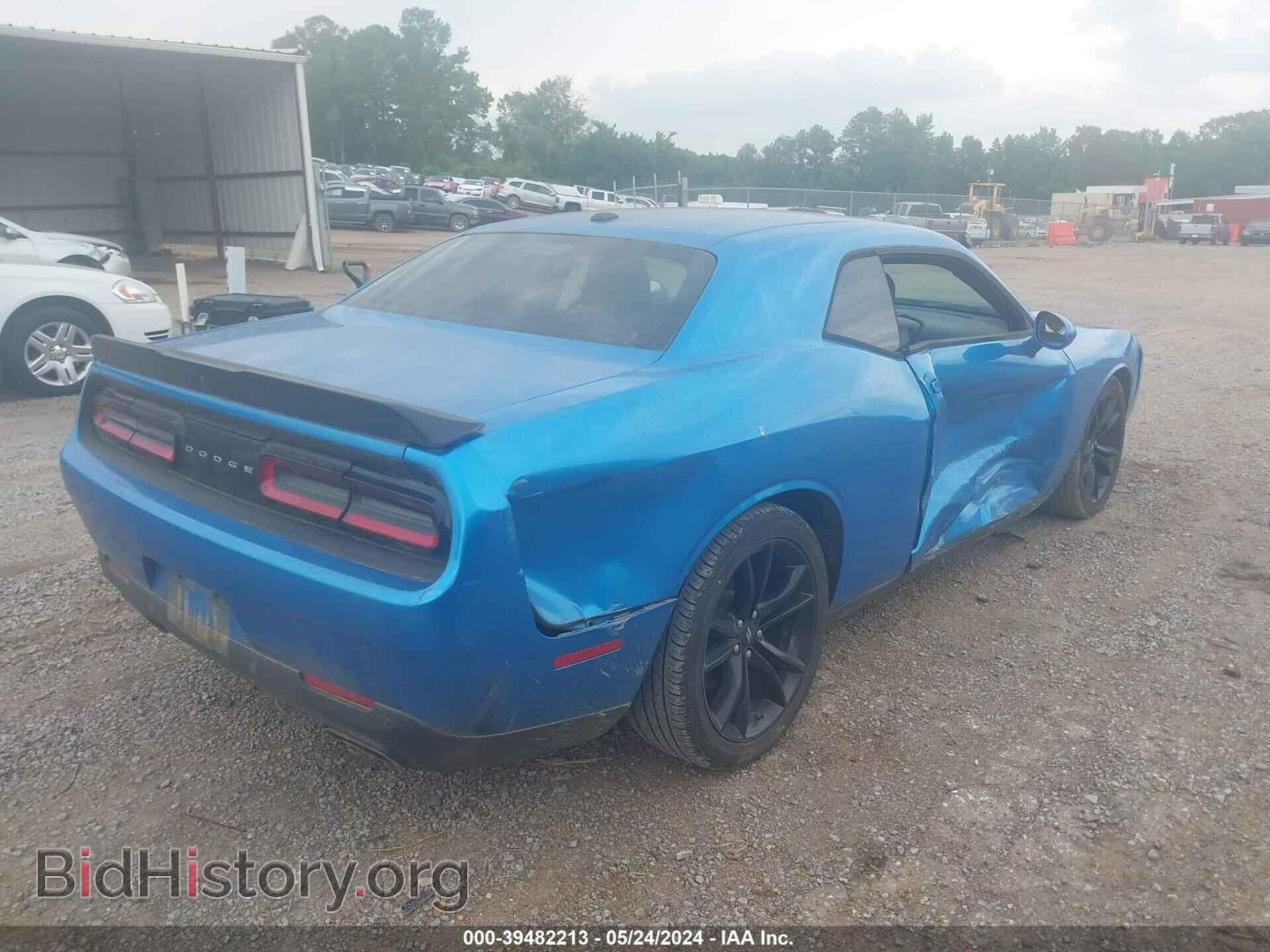 2018 DODGE CHALLENGER - VIN: 2C3CDZAG4JH305892 - Фото 4