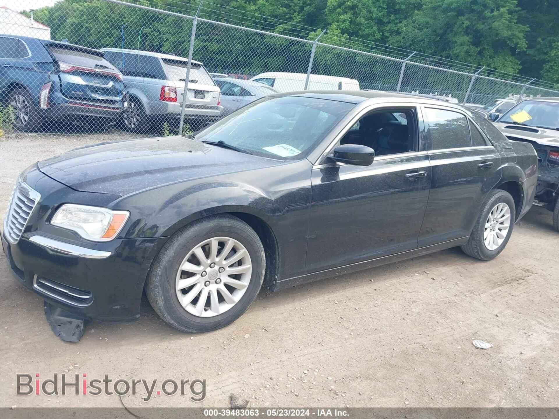2014 CHRYSLER 300 - VIN: 2C3CCAAG6EH276275 - Фото 2
