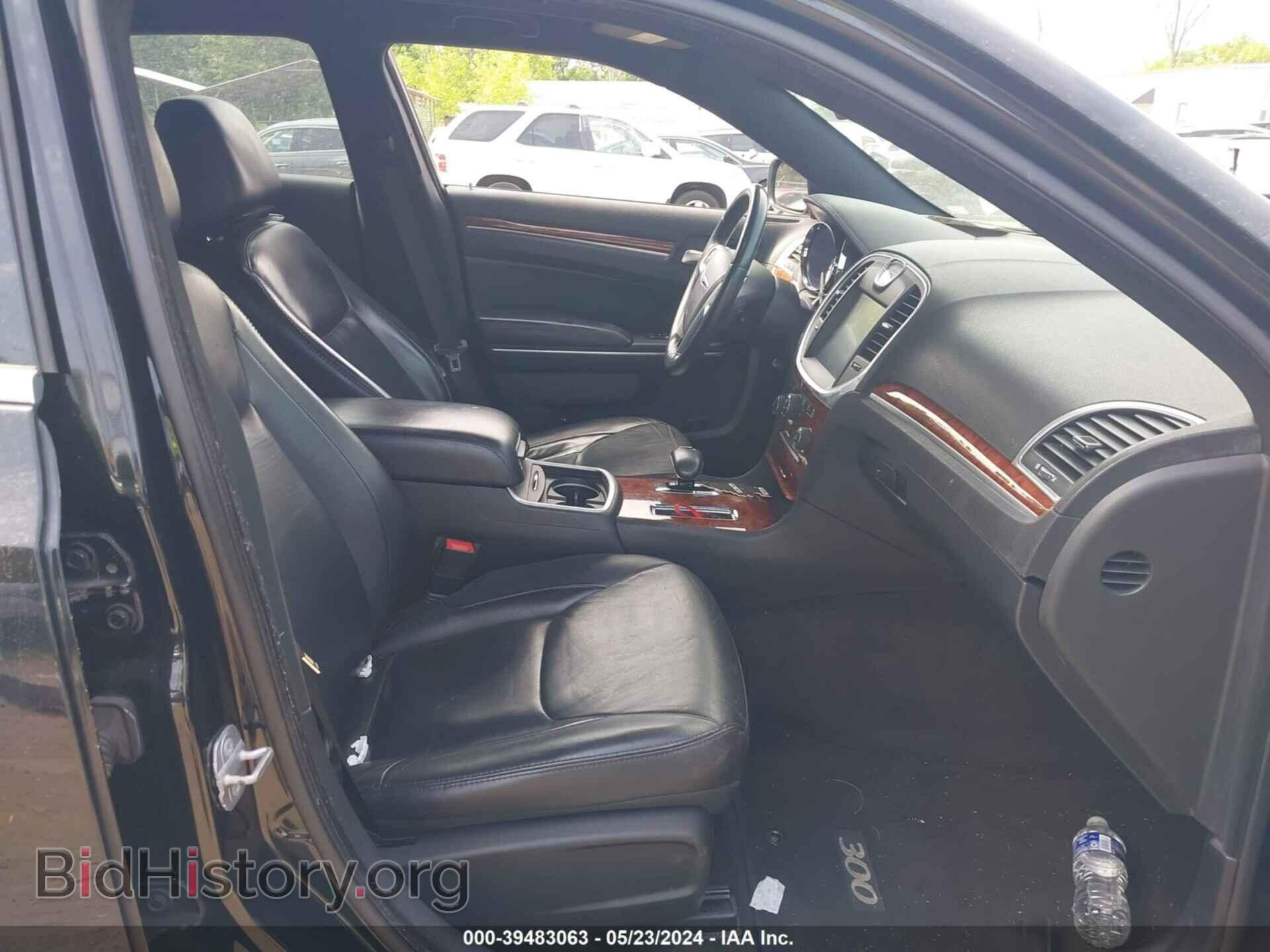 2014 CHRYSLER 300 - VIN: 2C3CCAAG6EH276275 - Фото 5
