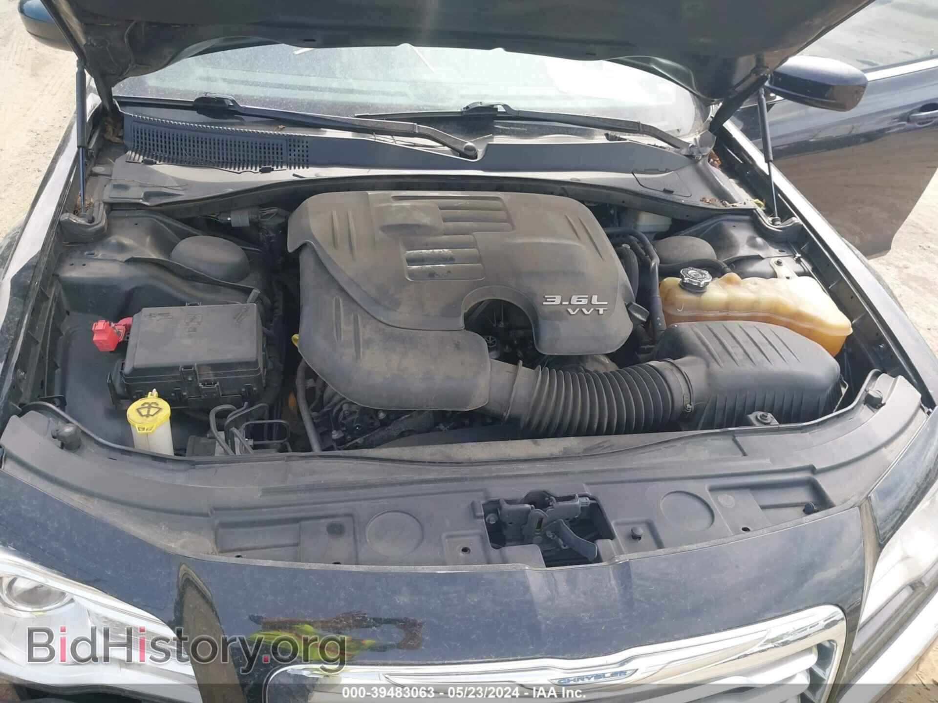 2014 CHRYSLER 300 - VIN: 2C3CCAAG6EH276275 - Фото 10