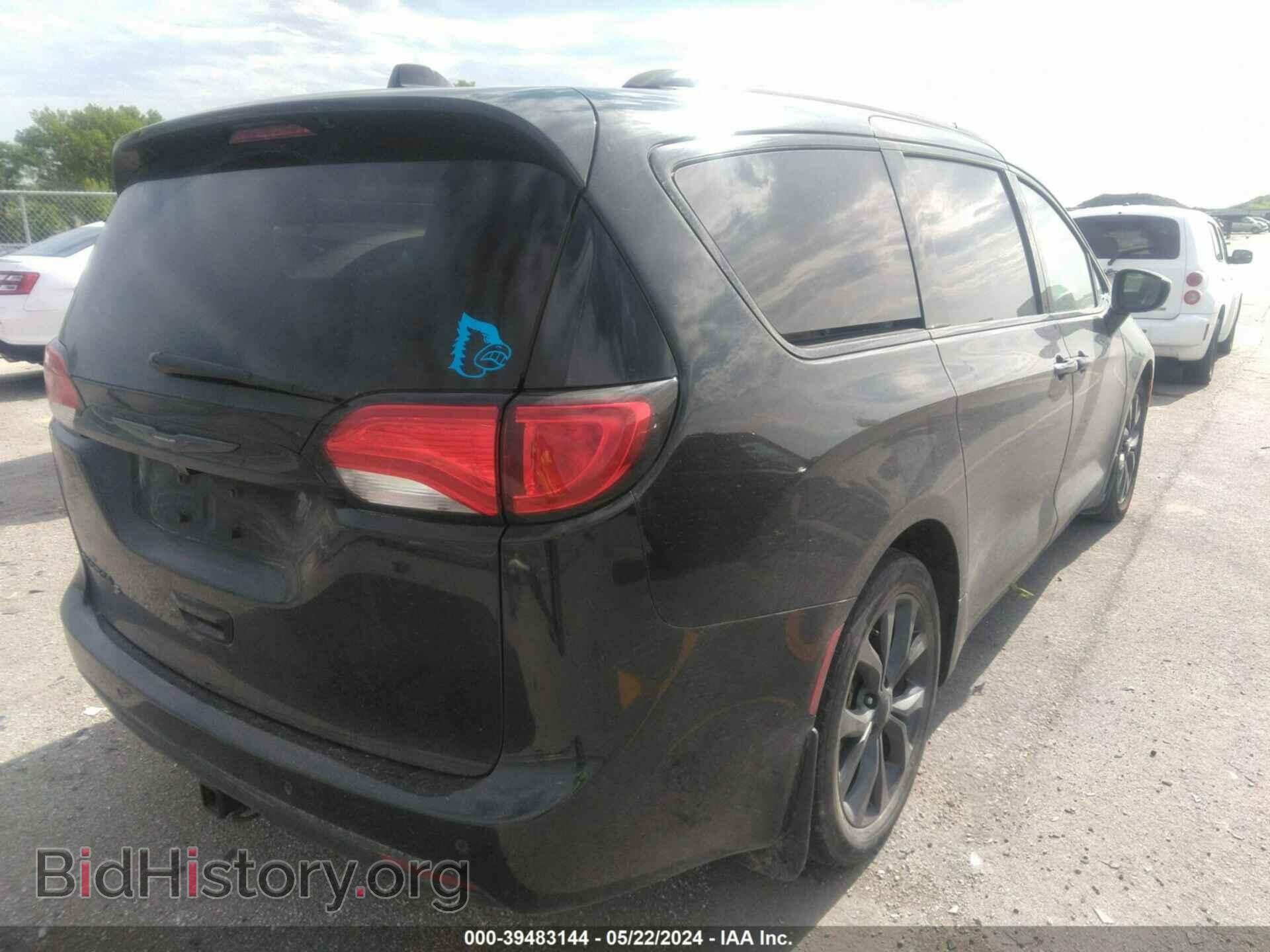 2018 CHRYSLER PACIFICA - VIN: 2C4RC1EG4JR236443 - Фото 4