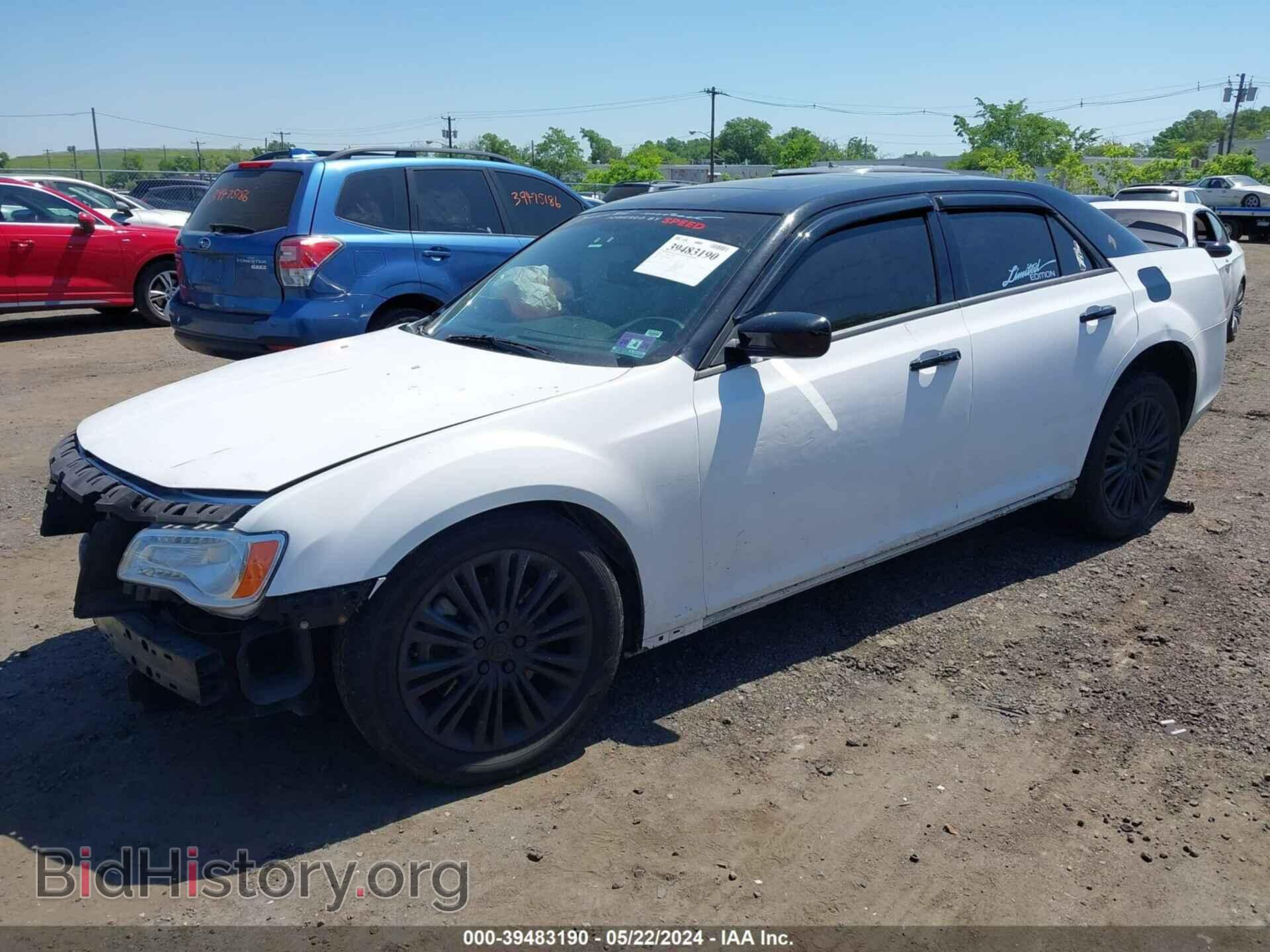 2014 CHRYSLER 300 - VIN: 2C3CCARG1EH356135 - Photo 2