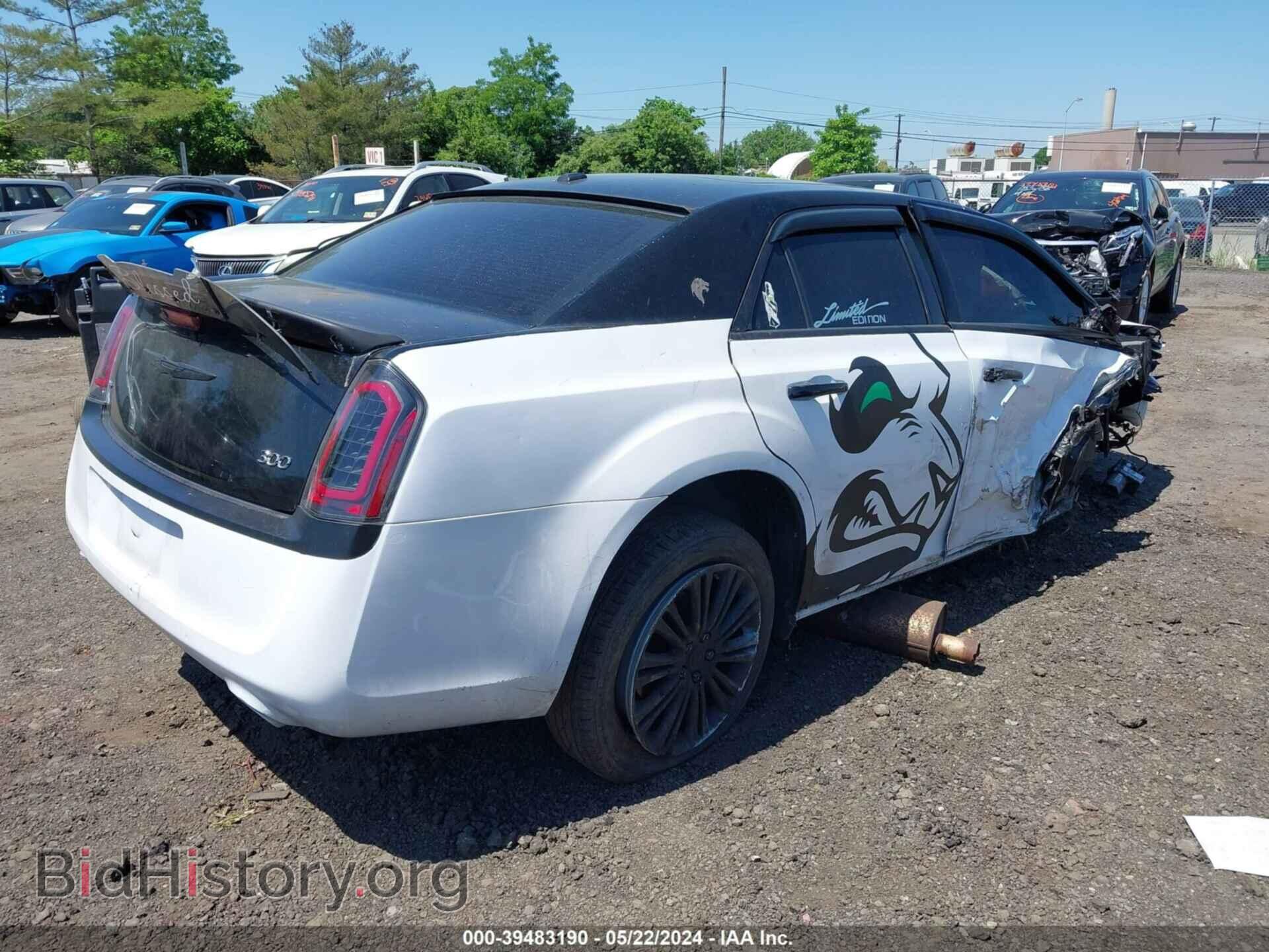 2014 CHRYSLER 300 - VIN: 2C3CCARG1EH356135 - Photo 4