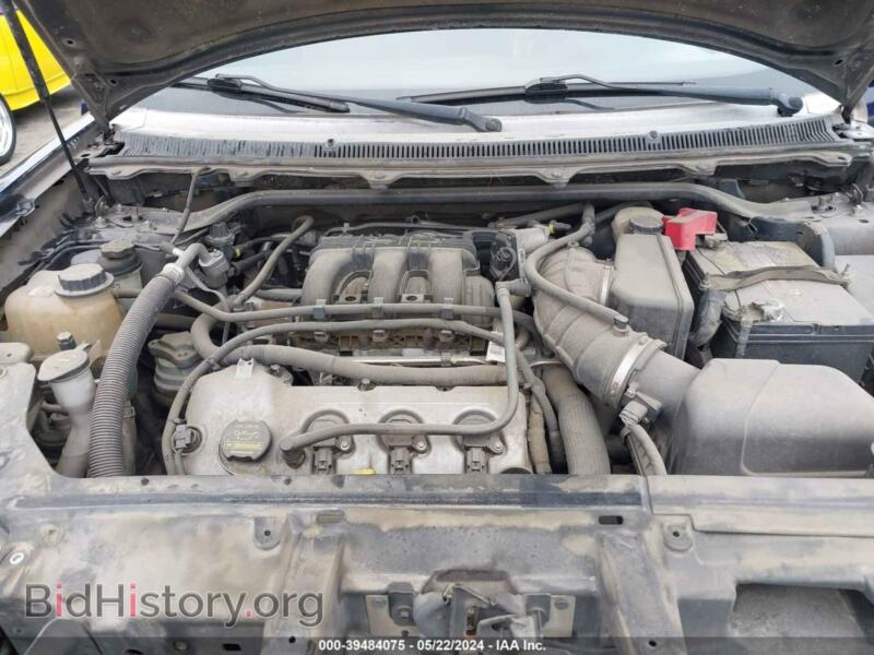 2011 Ford FLEX (VIN 2FMGK5DC5BBD13620) — photo 10 of 17
