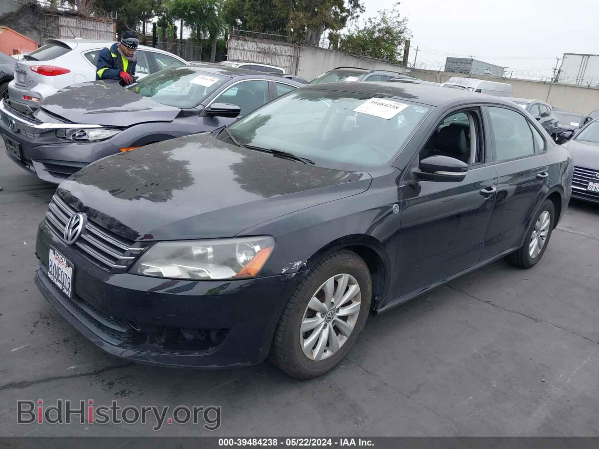 2015 VOLKSWAGEN PASSAT - VIN: 1VWAT7A35FC005227 - Фото 2