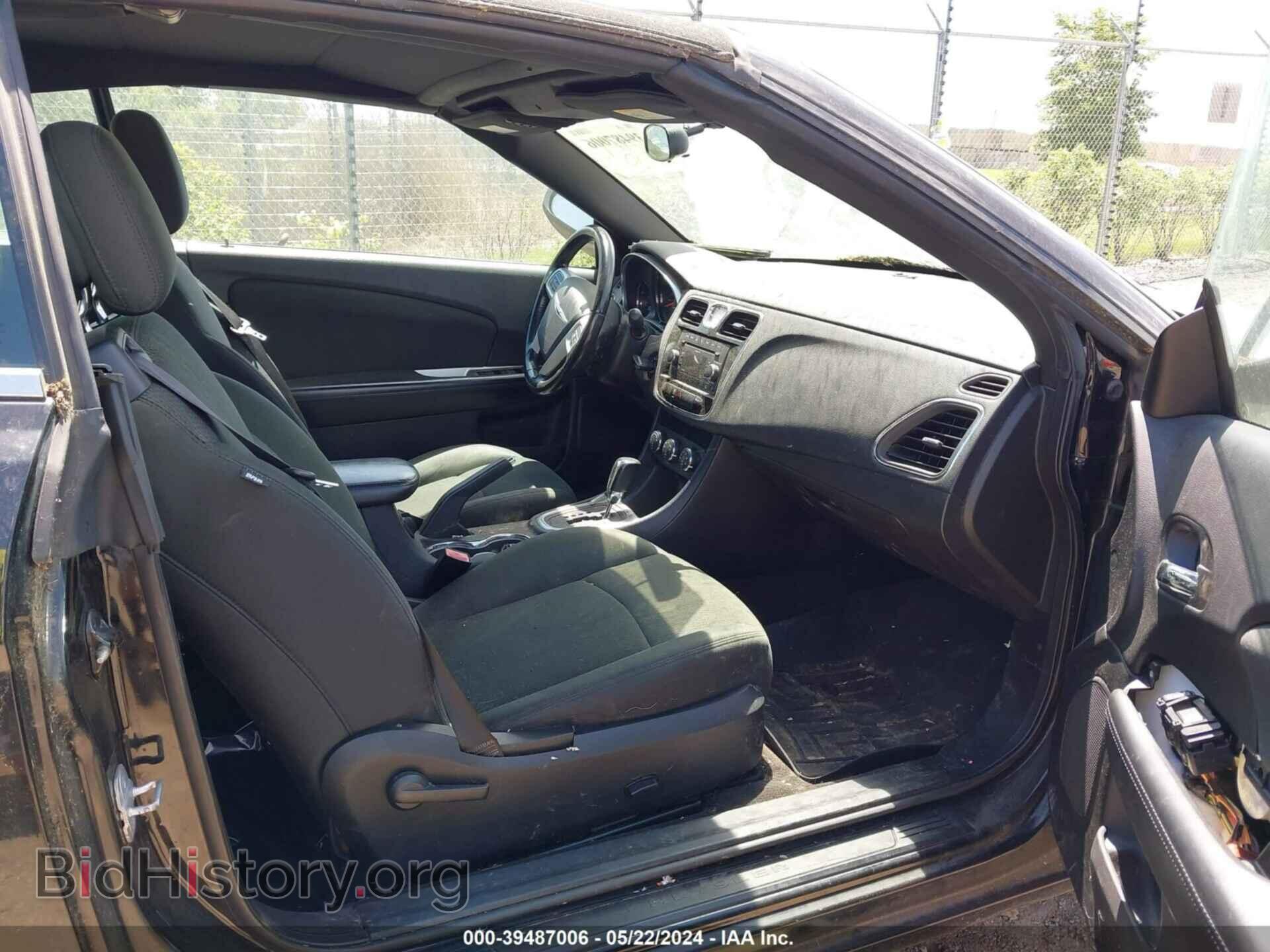 2011 CHRYSLER 200 - VIN: 1C3BC2EB9BN607000 - Фото 5